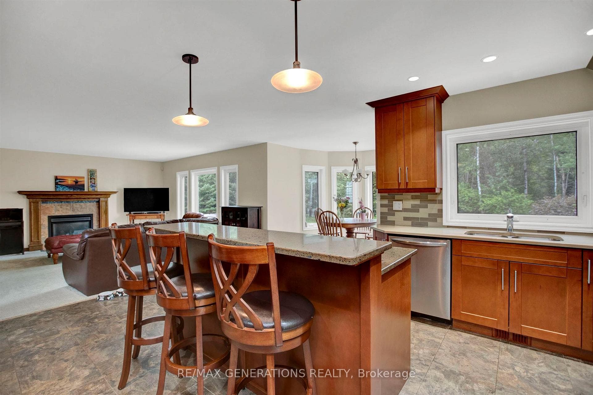 138 Malibu Court photo 5