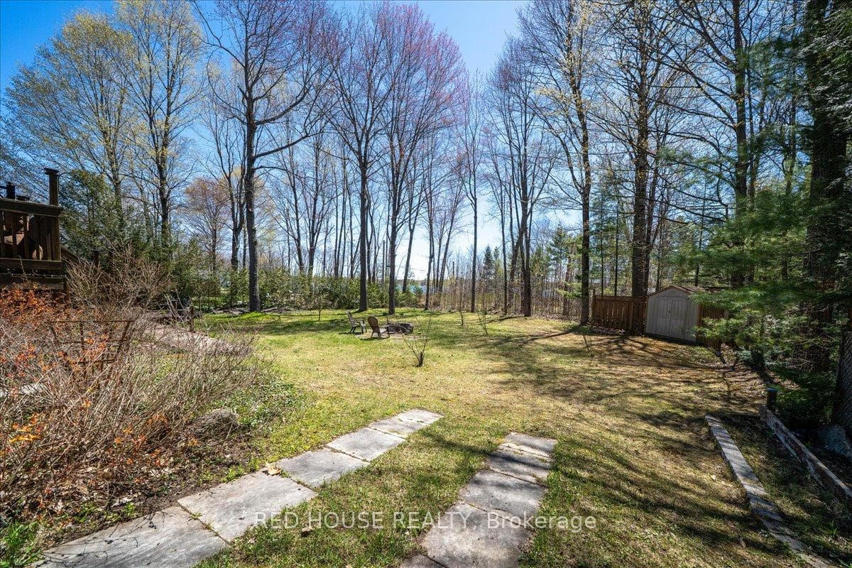 32 Mcleish Drive photo 32