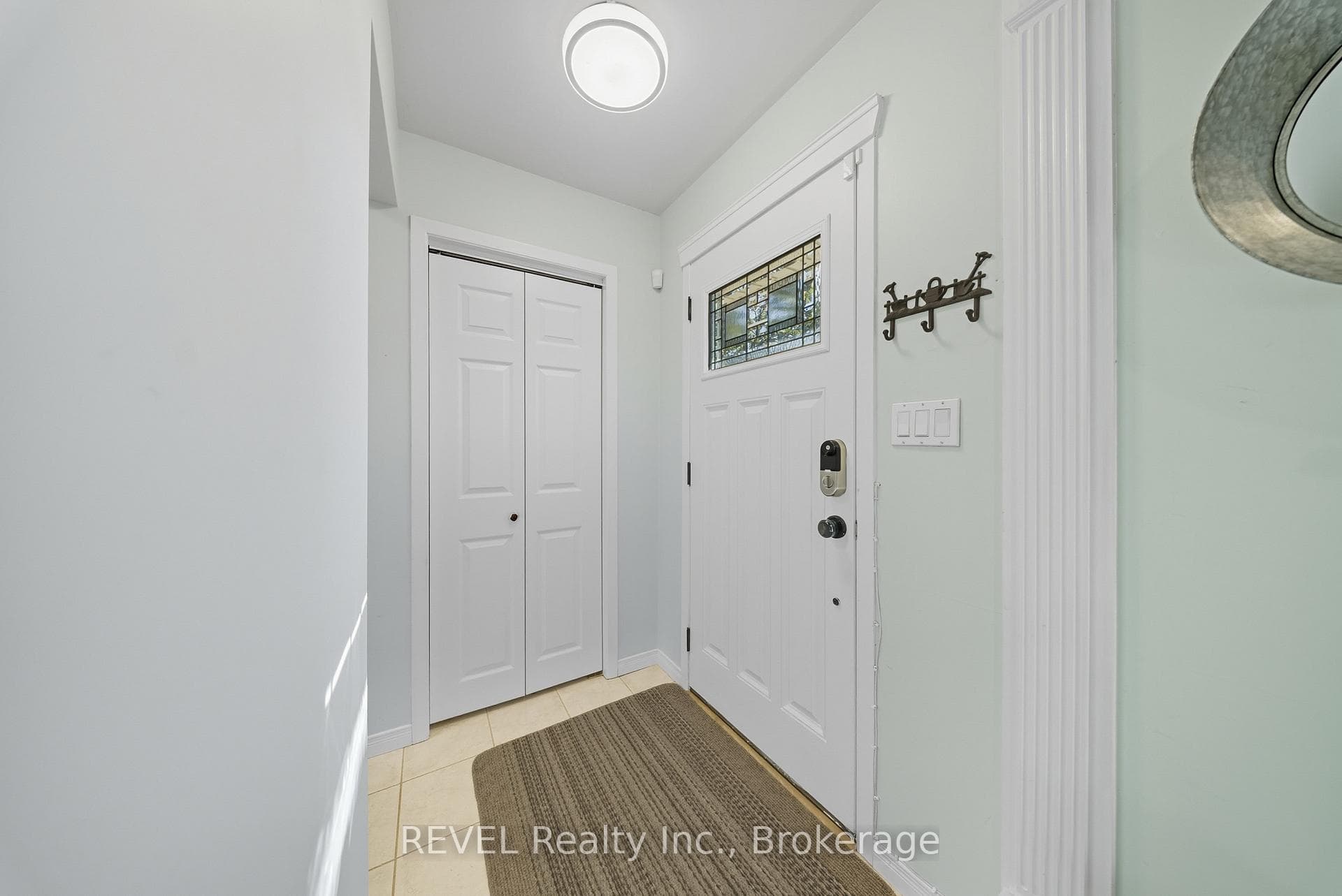 67 Louis Avenue photo 5