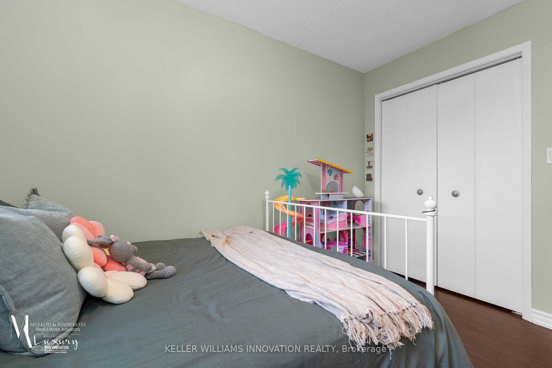 96 Tupper Drive photo 11