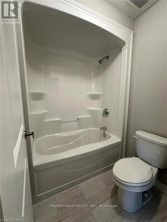 88 Hildred Street photo 11