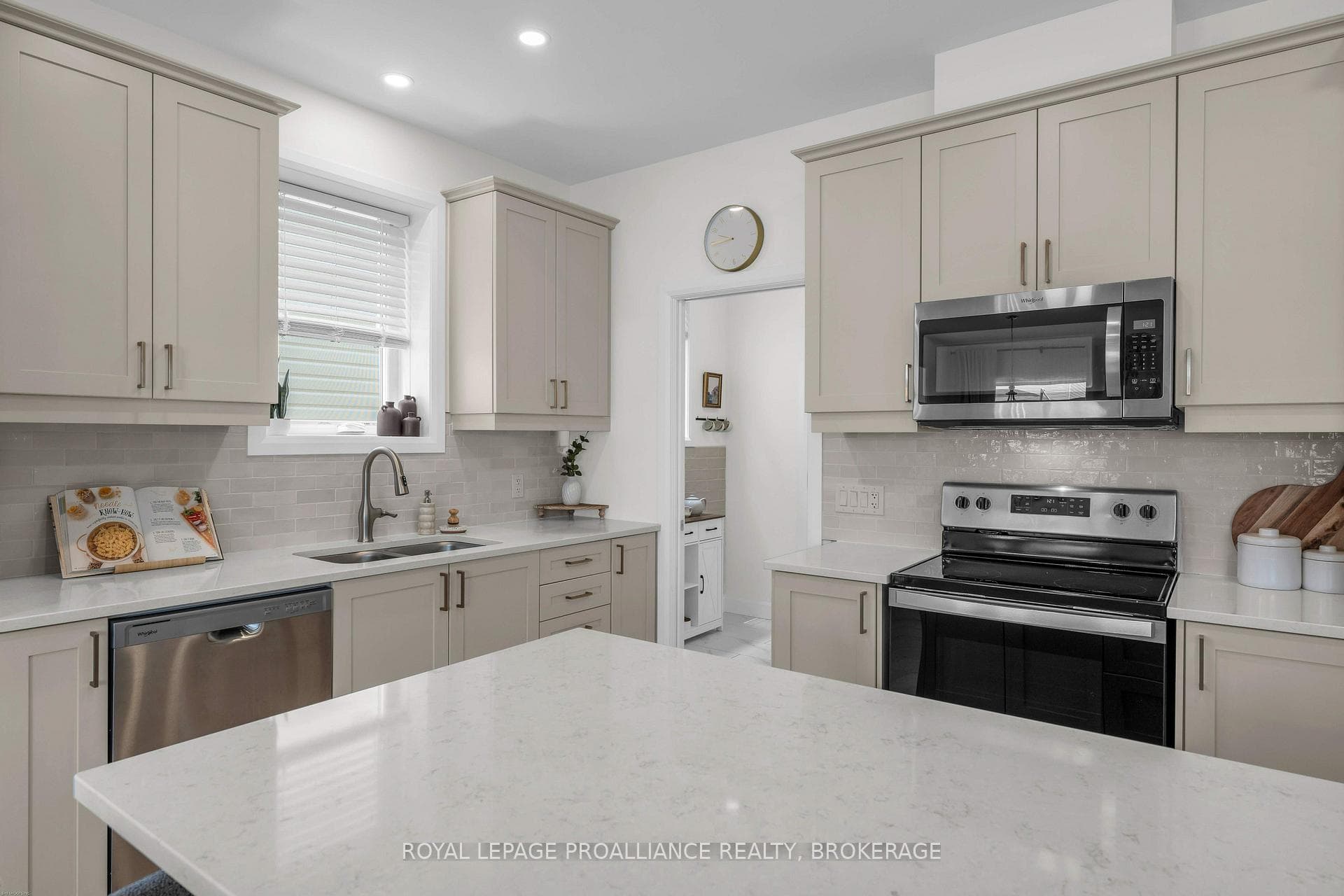 24 Walden Pond Drive photo 14