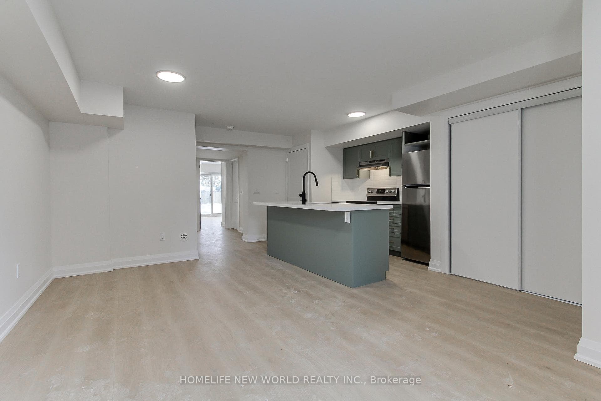 173 William Duncan Road Unit 1 photo 7