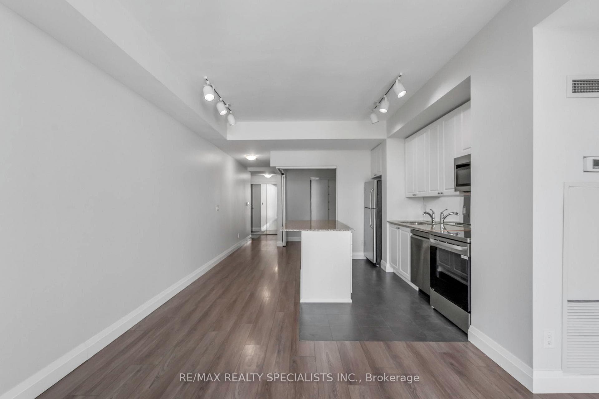 225 Webb Drive Unit 309 photo 9