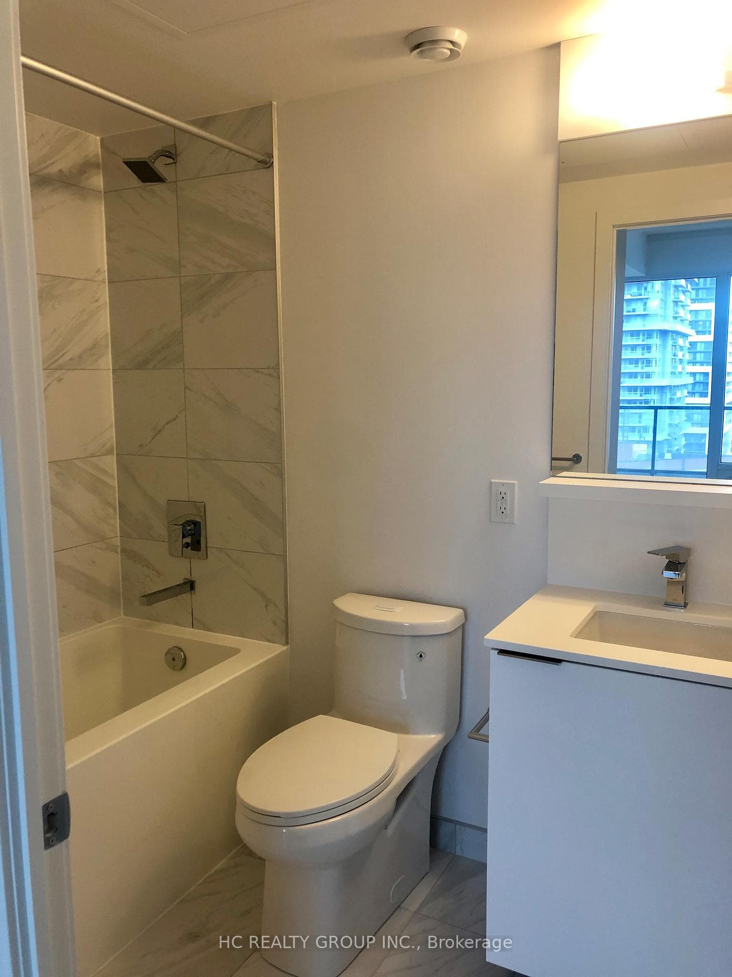 85 Wood Street Unit 1816 photo 7