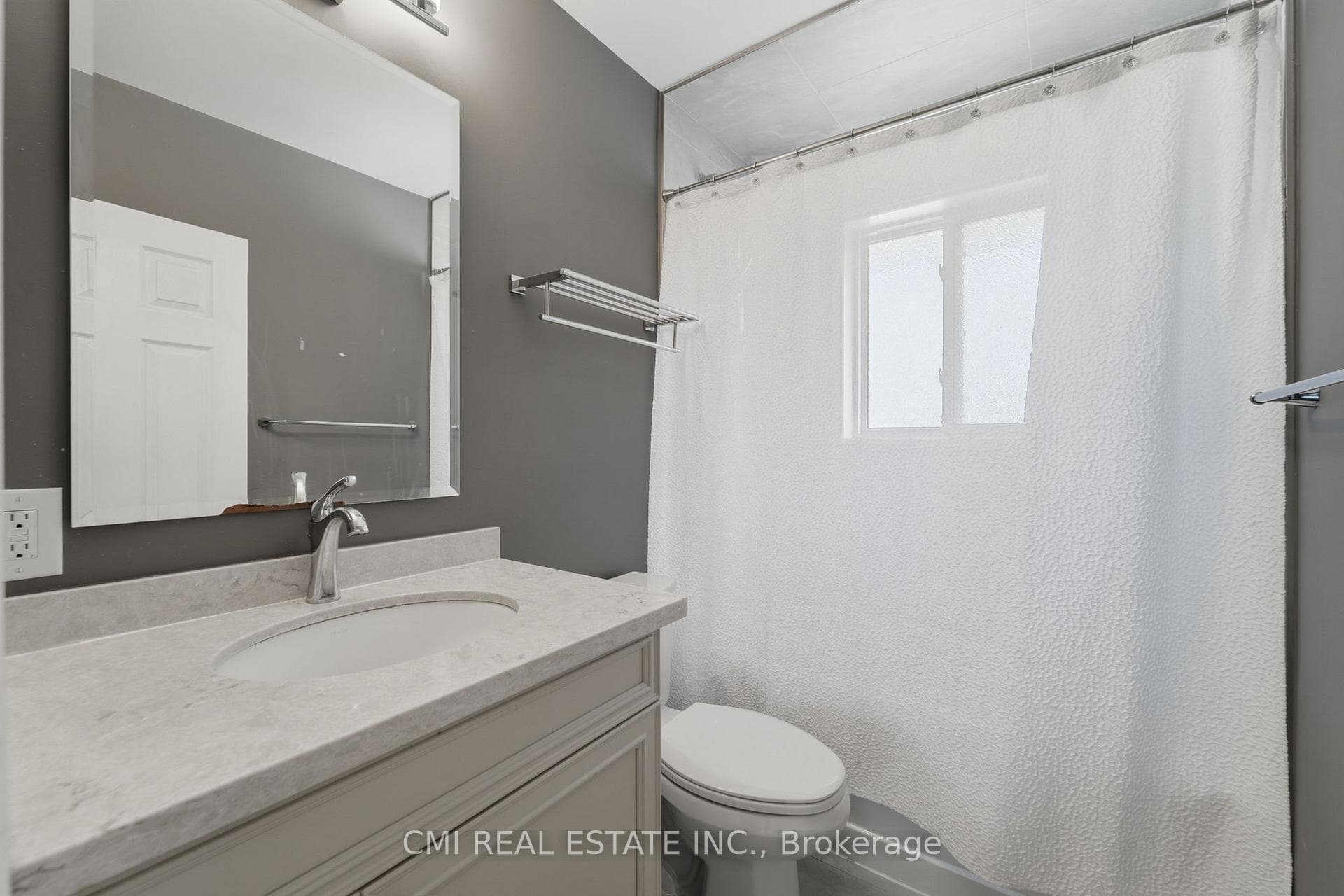 251 Fairridge Road photo 24