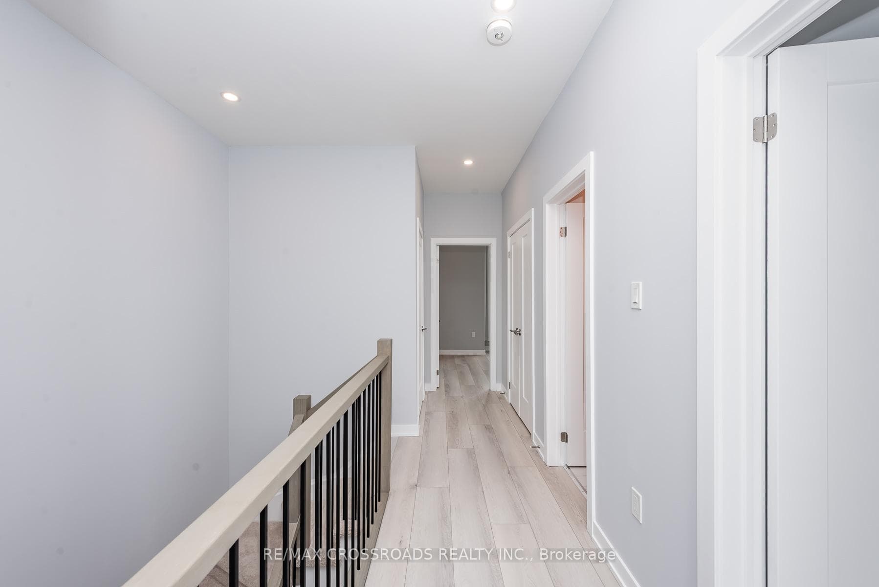 416 Dundas Street Unit 16 photo 19