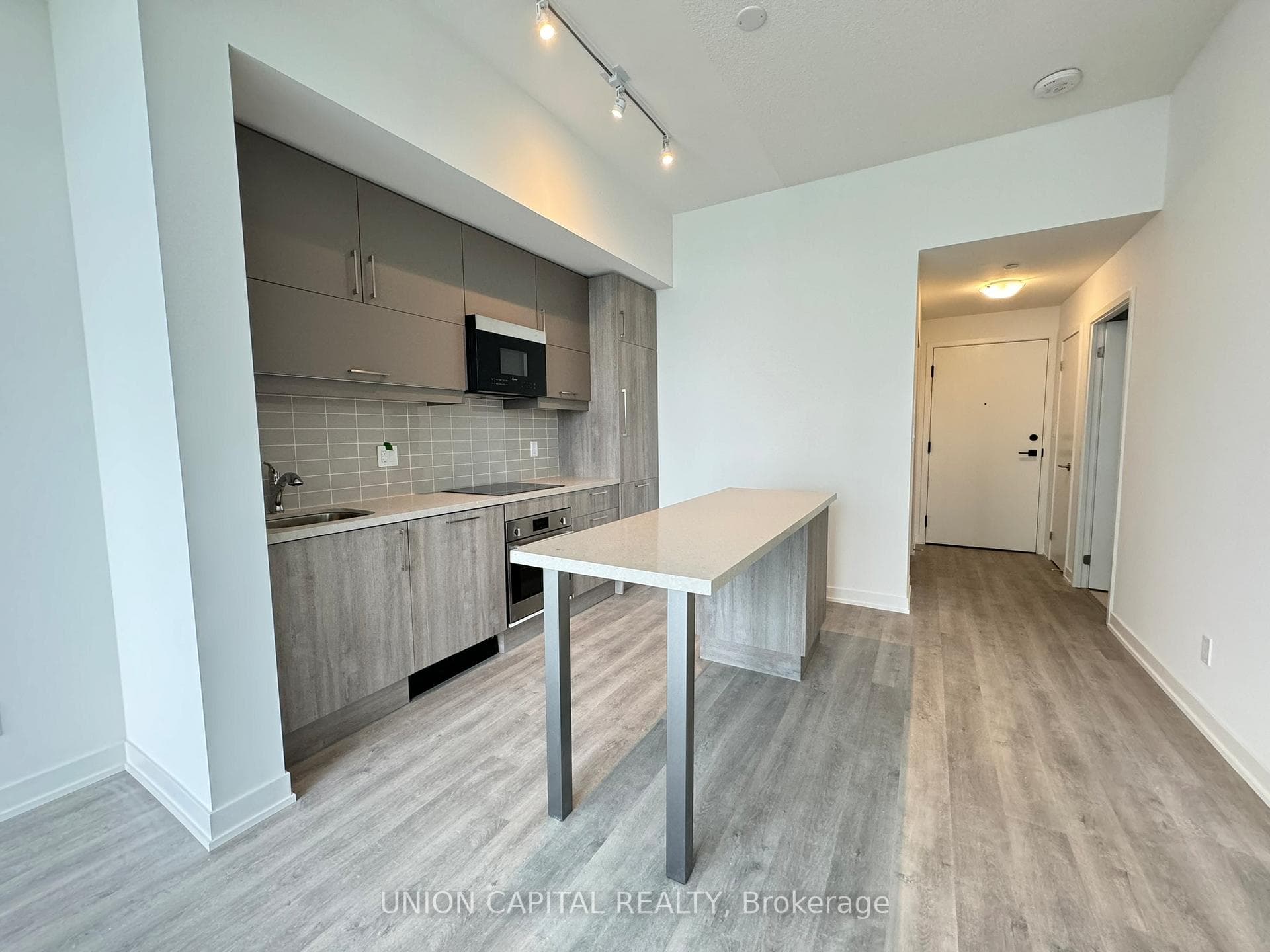 8119 Birchmount Road Unit 1416 photo 12
