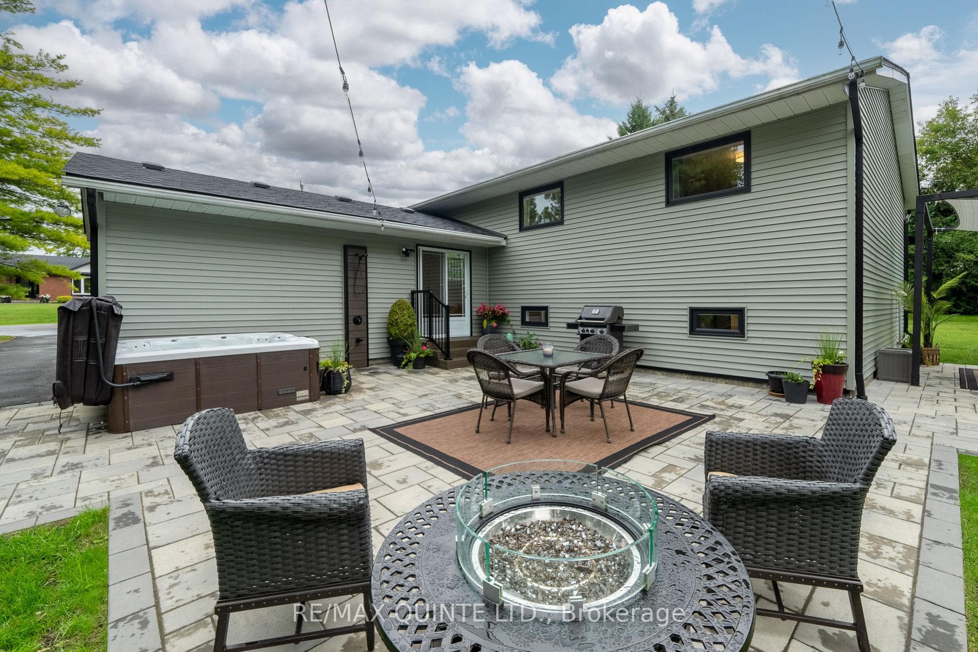 24 Whisperwood Drive photo 32
