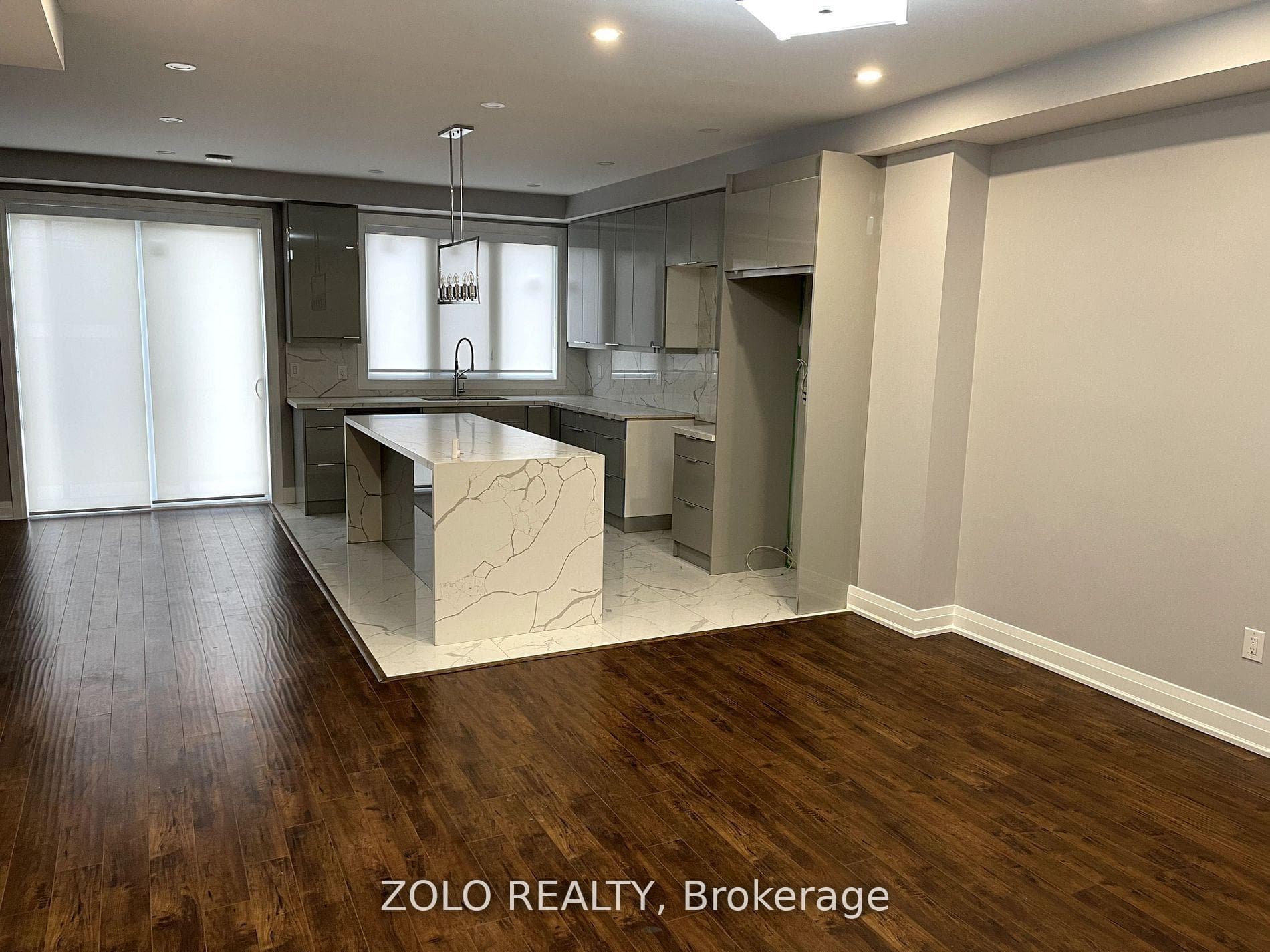 18 Paula Boulevard Unit Main photo 21