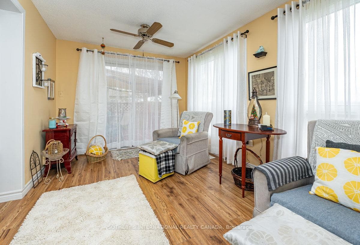 101 Tecumseth Pines Drive photo 9