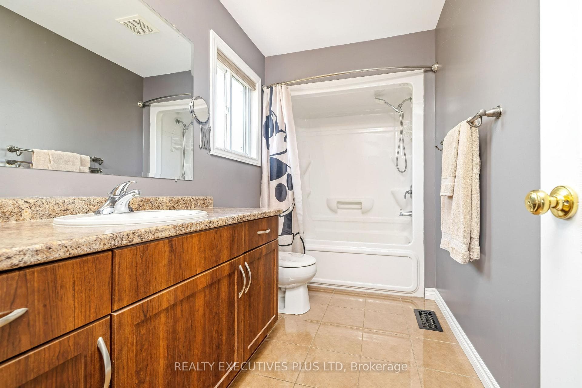 Primary Ensuite Bathroom