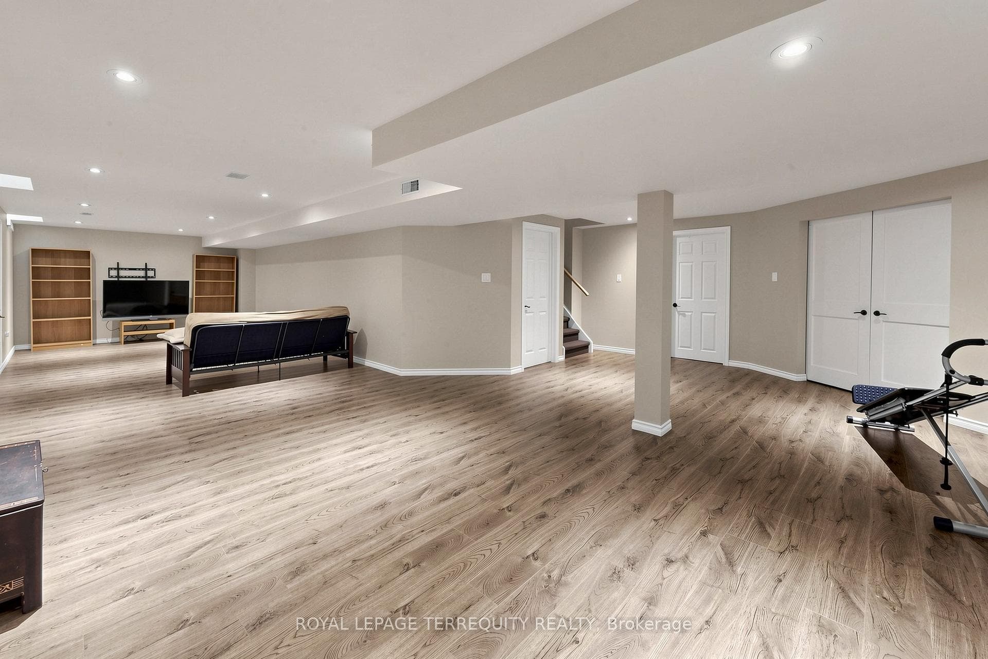 12 Ballantyne Drive photo 41