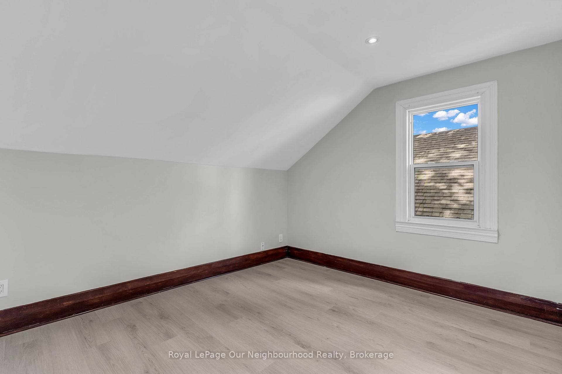 1301 King Street photo 19