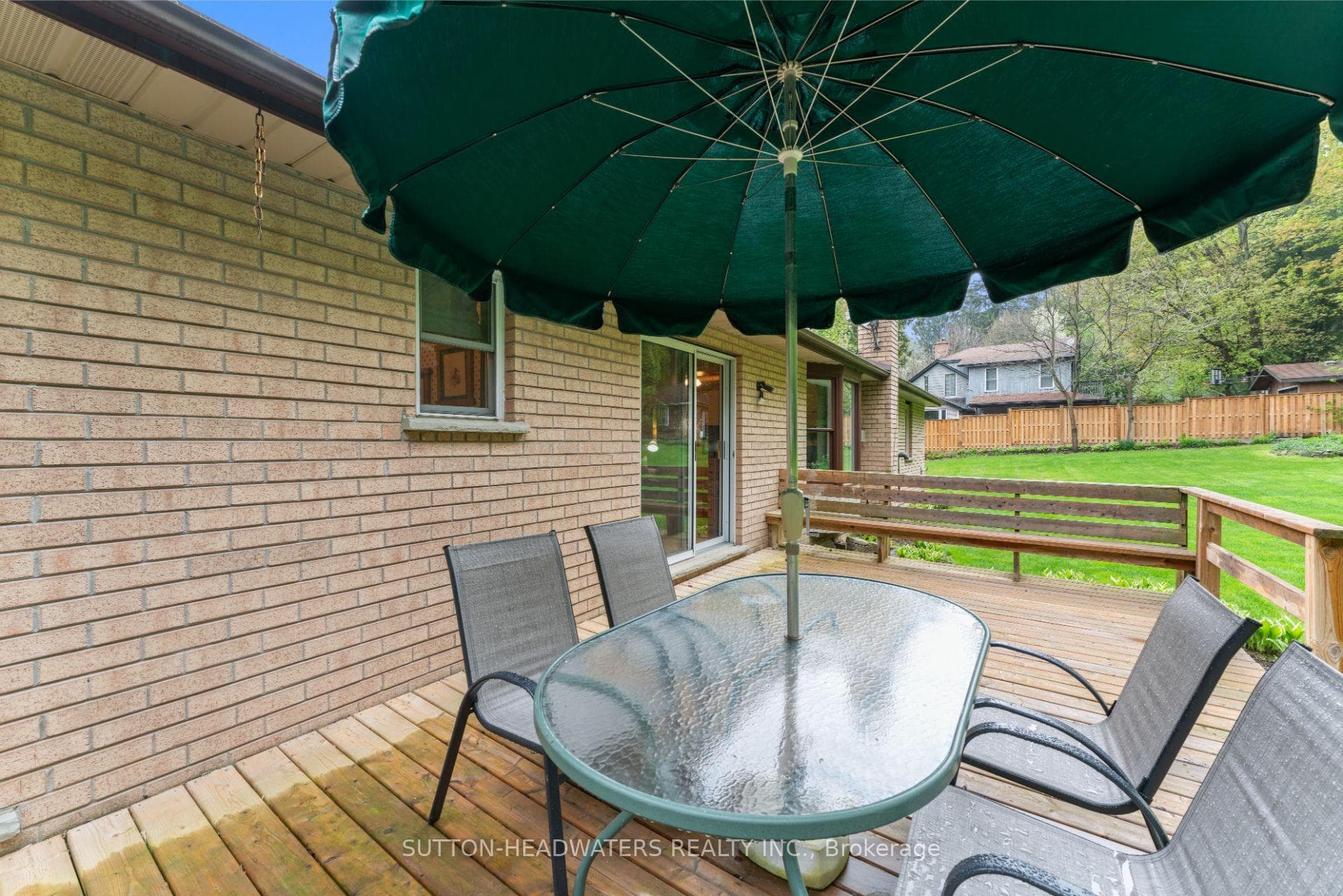 265 Dominion Street photo 38