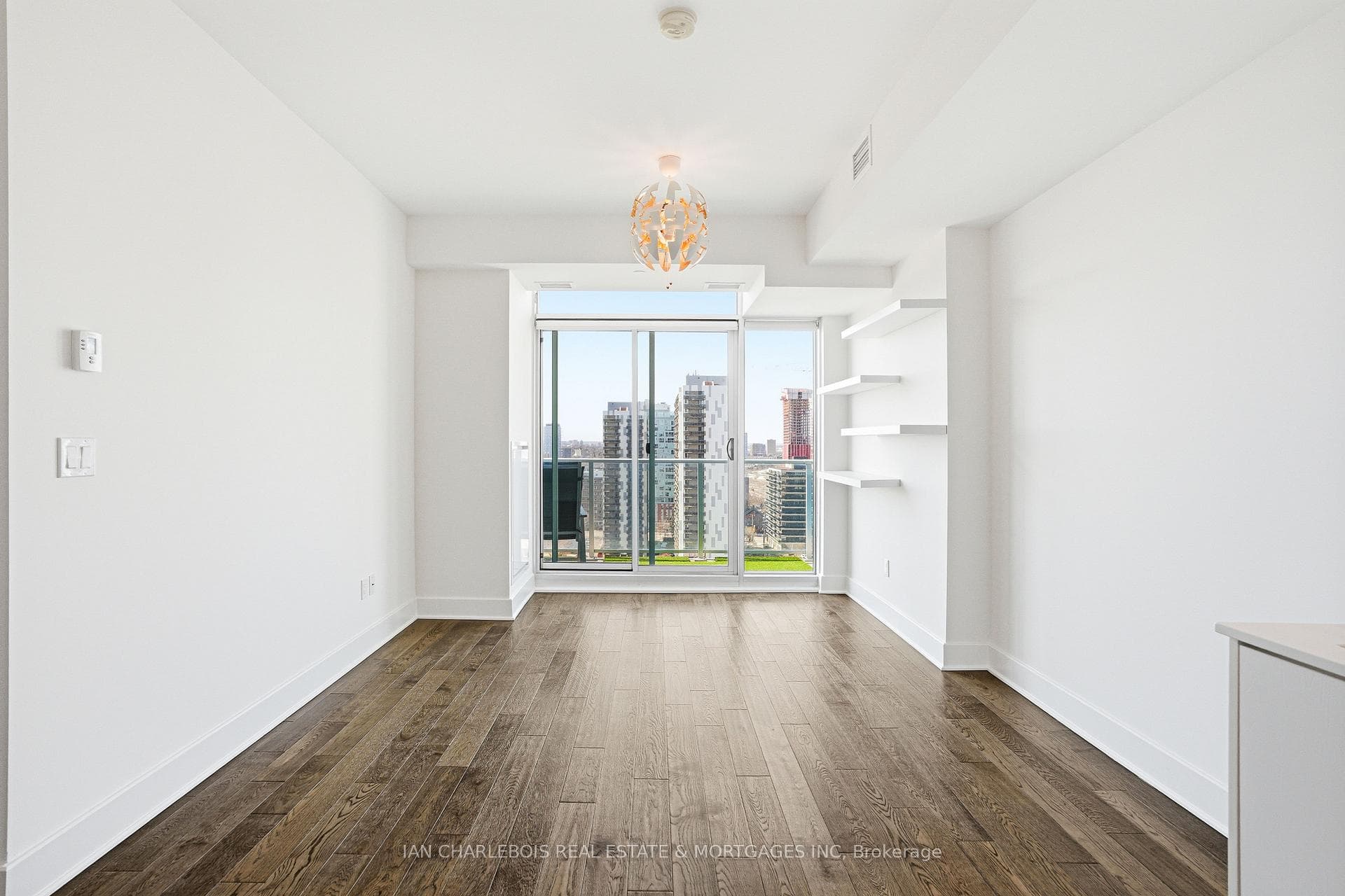 255 Bay Street Unit 1701 photo 14