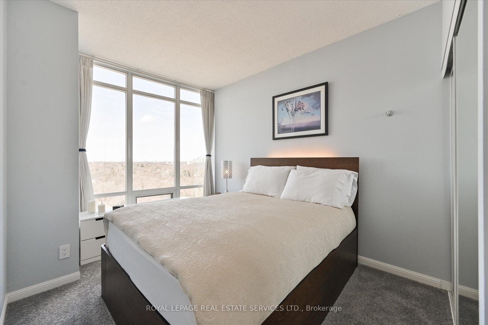 15 Windermere Avenue Unit 1704 photo 12