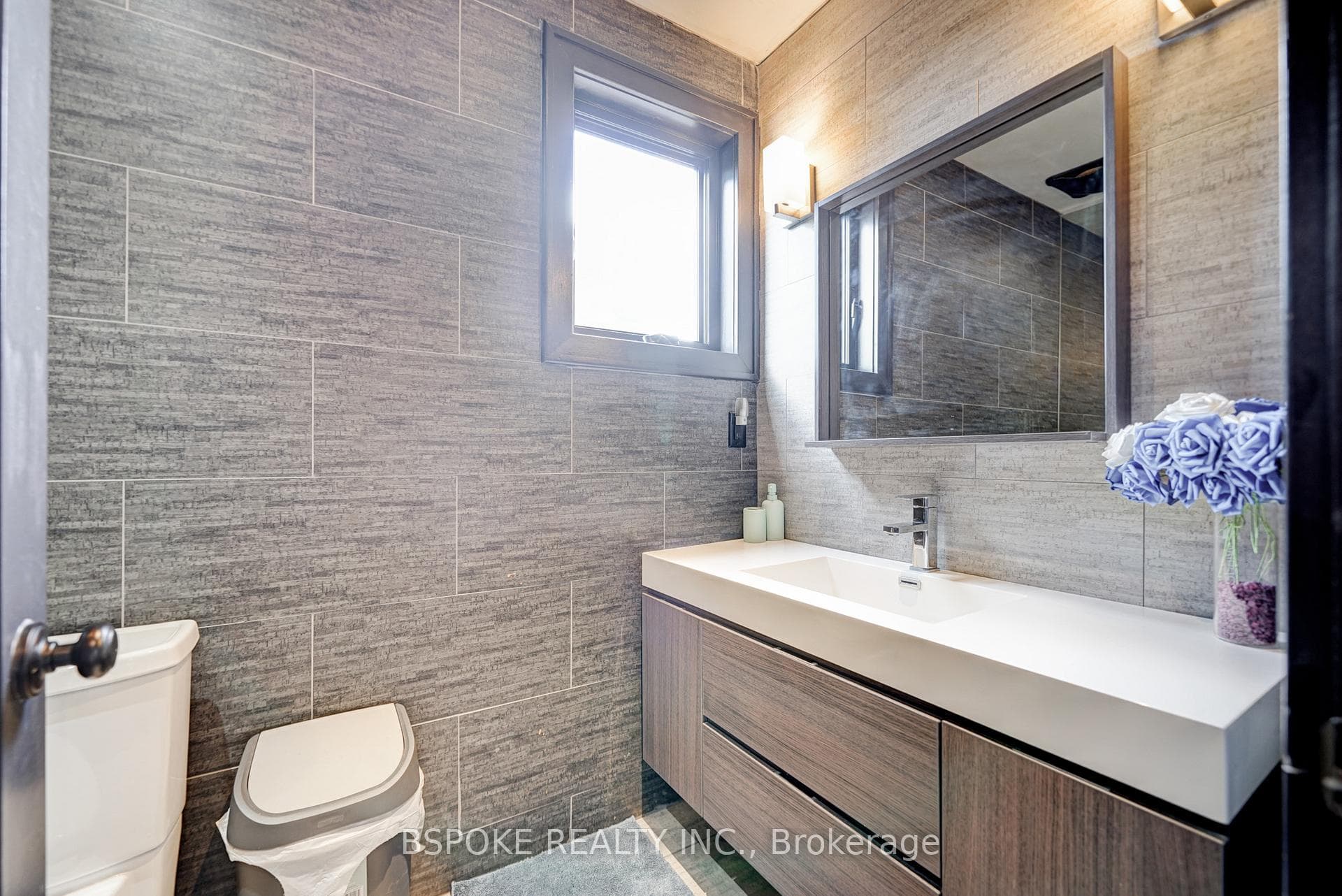 27 Rowland Street photo 29
