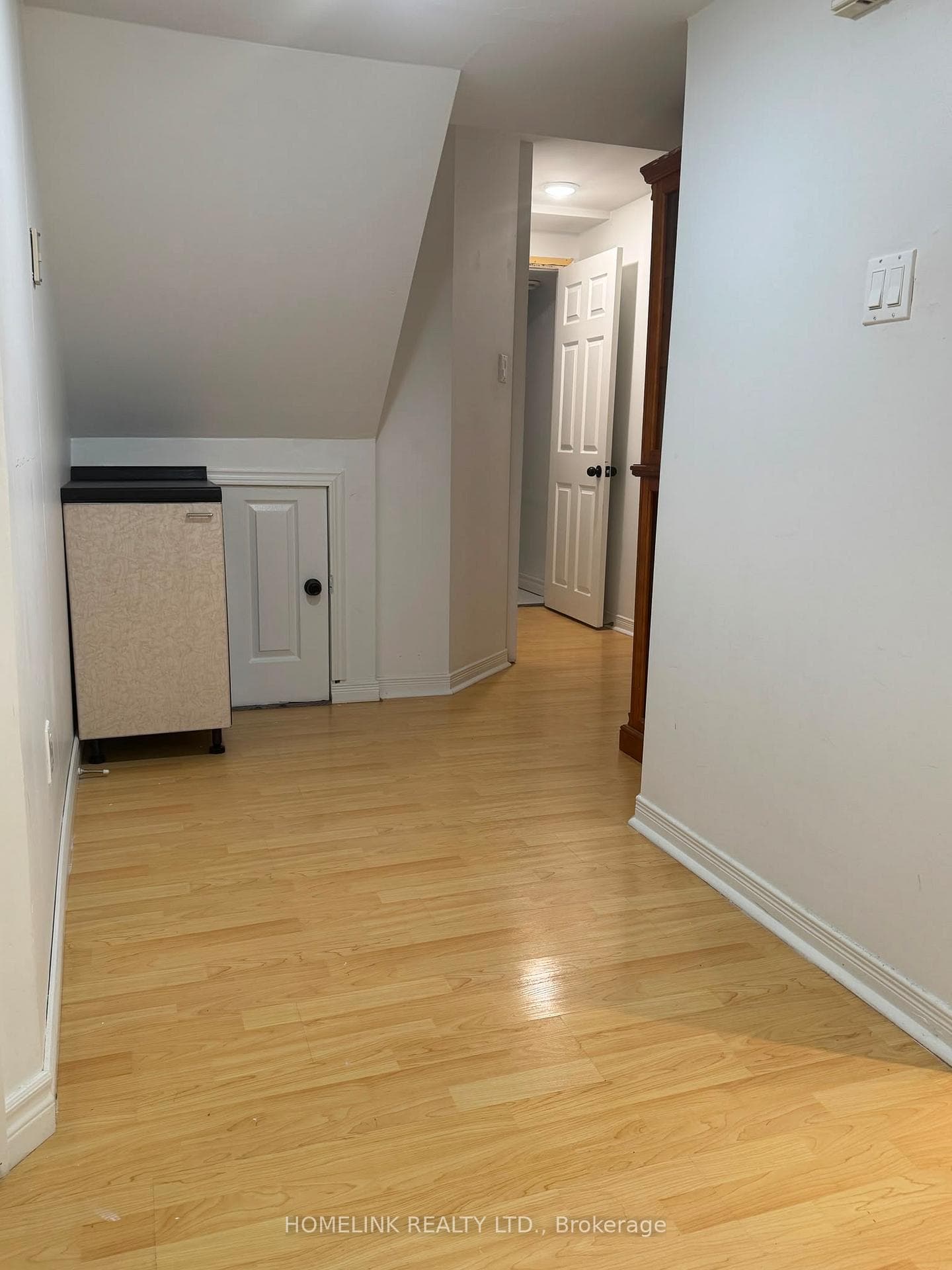 1115 Silverfox Court photo 8