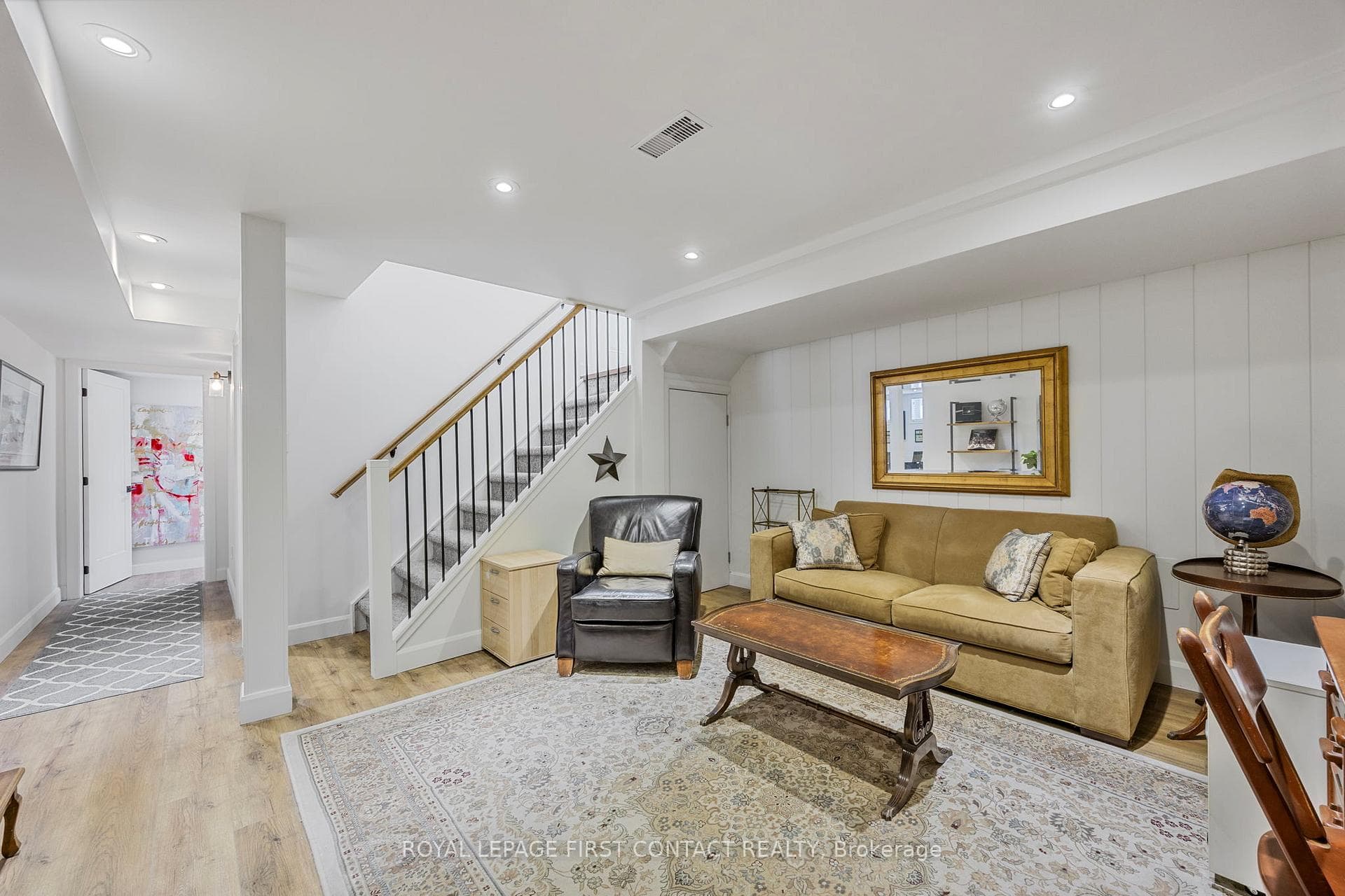 89 Letitia Street photo 16