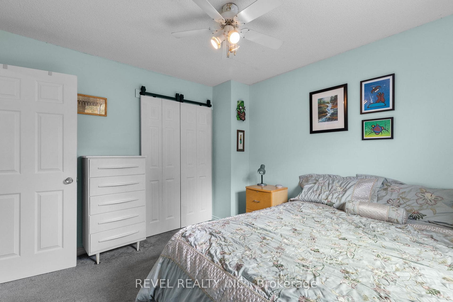1001 Vance Crescent photo 30