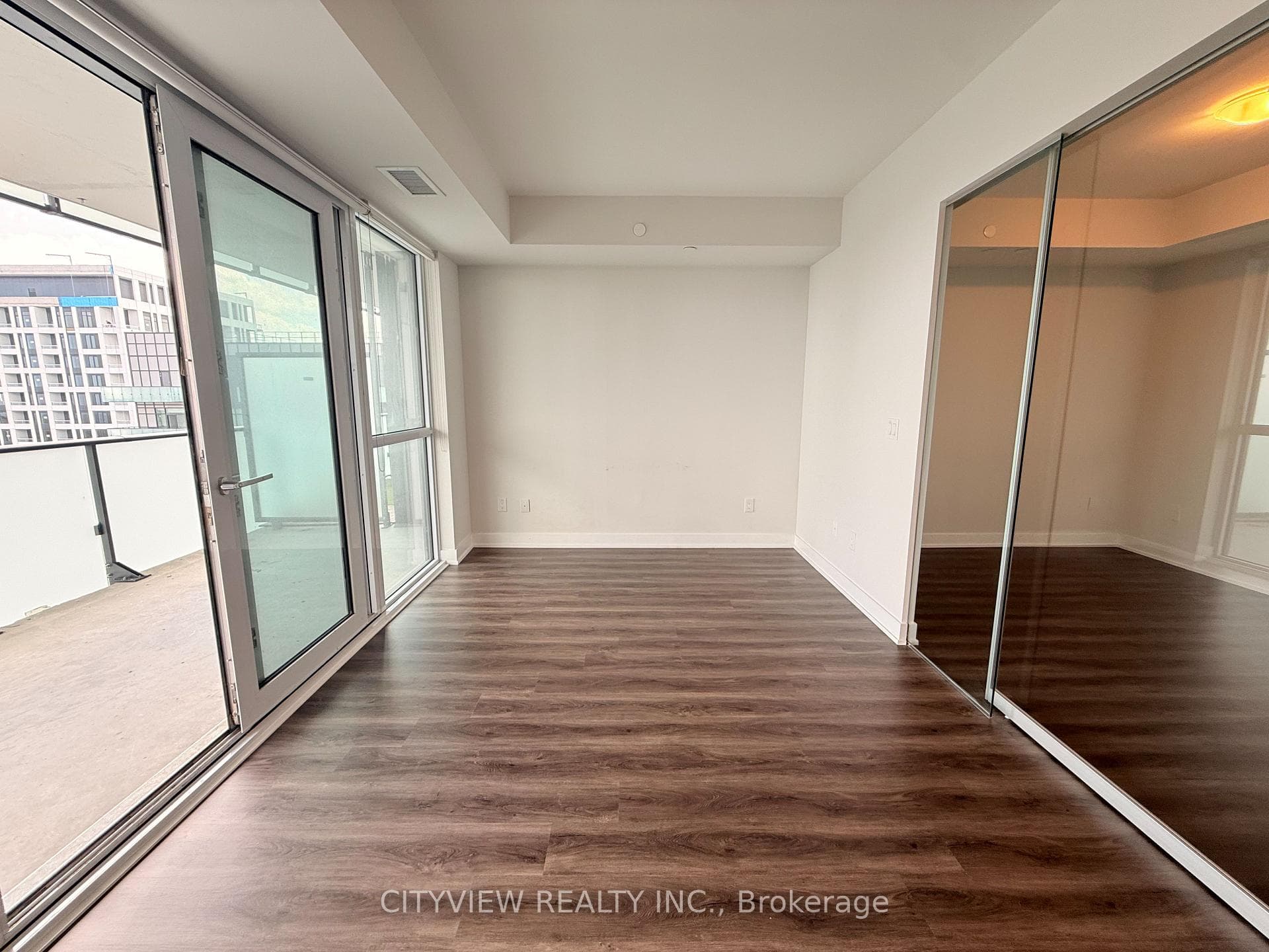 430 Square One Drive Unit 3904 photo 4