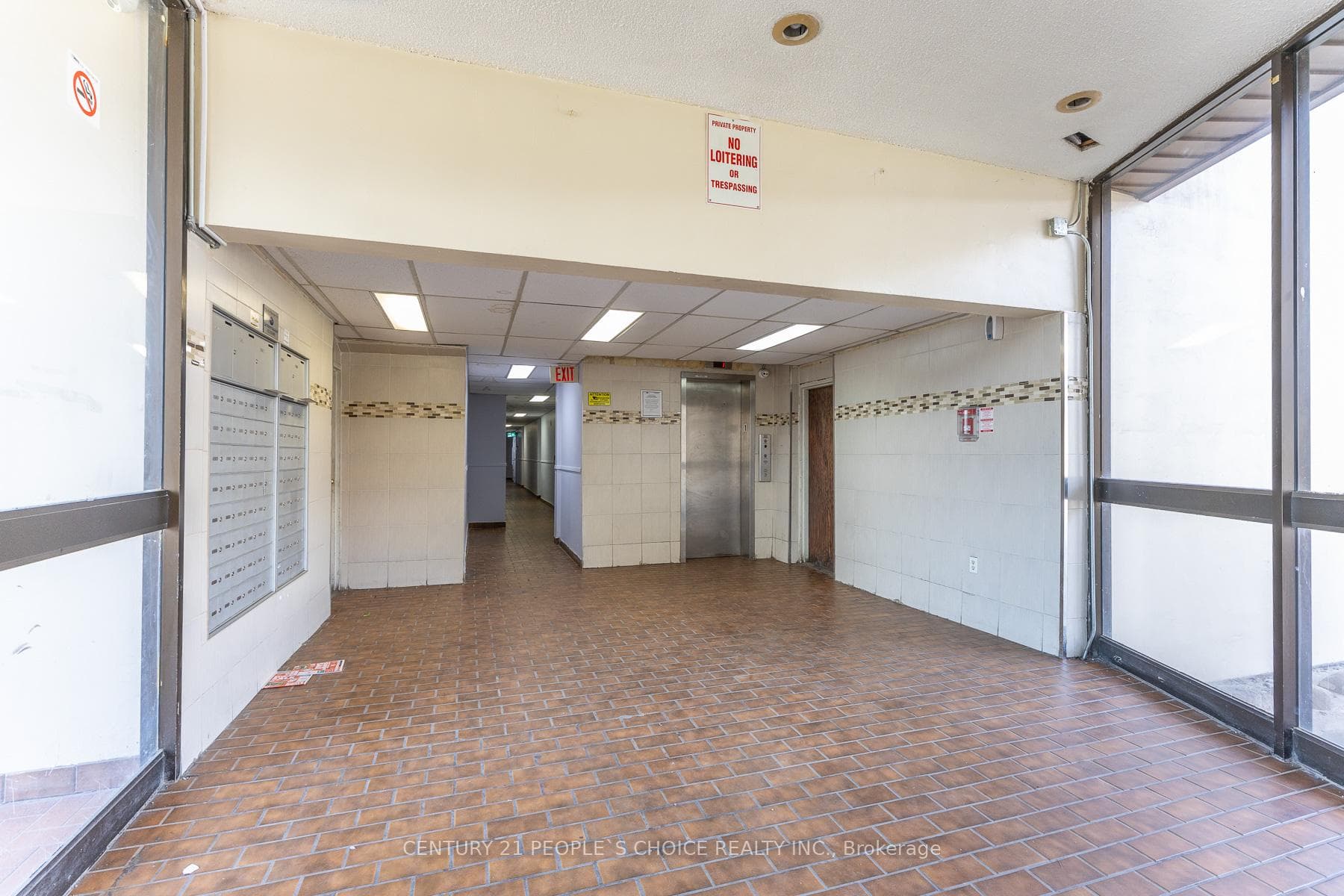 10 Eddystone Avenue Unit 106 photo 3