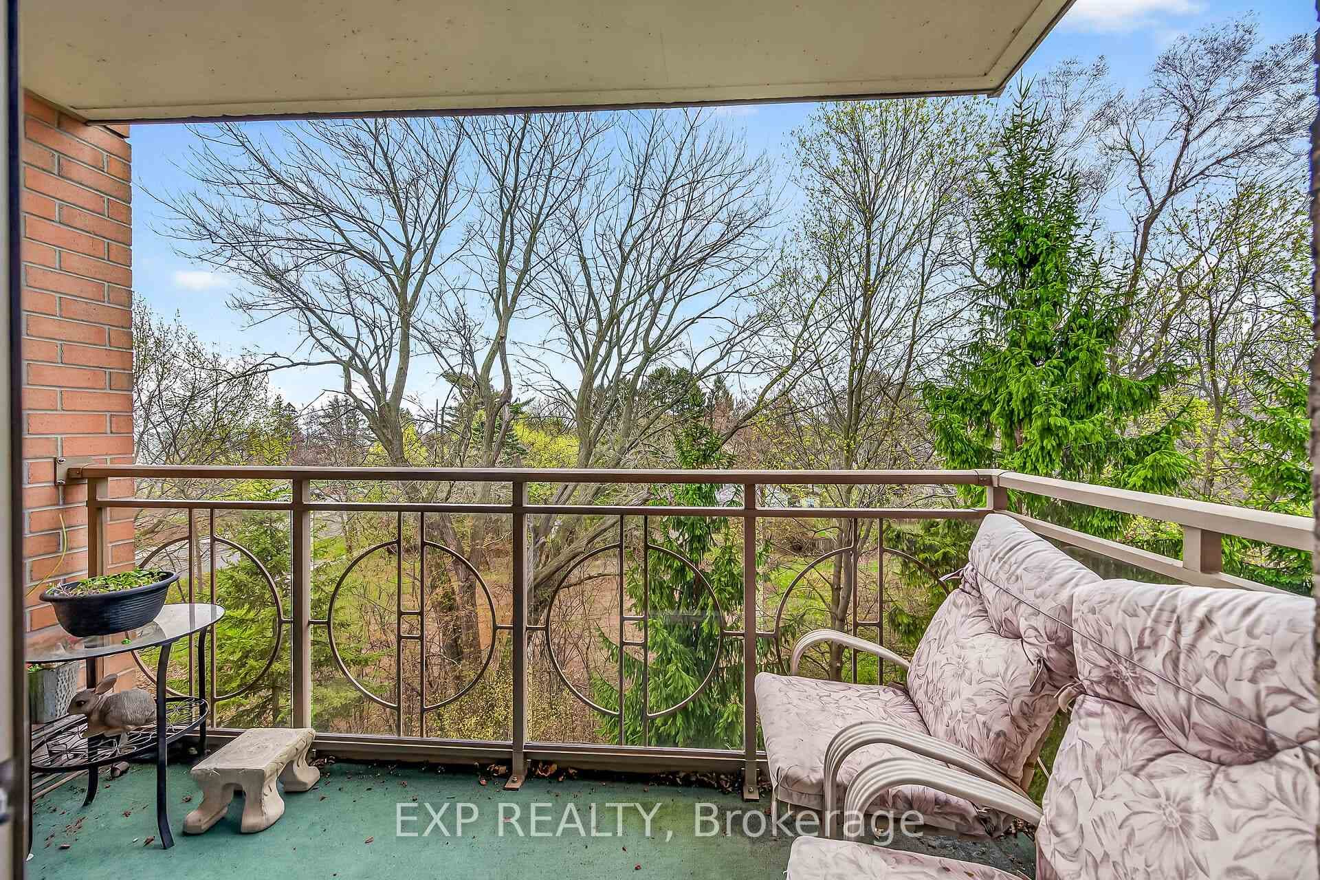 100 Burloak Drive Unit 1410 photo 16