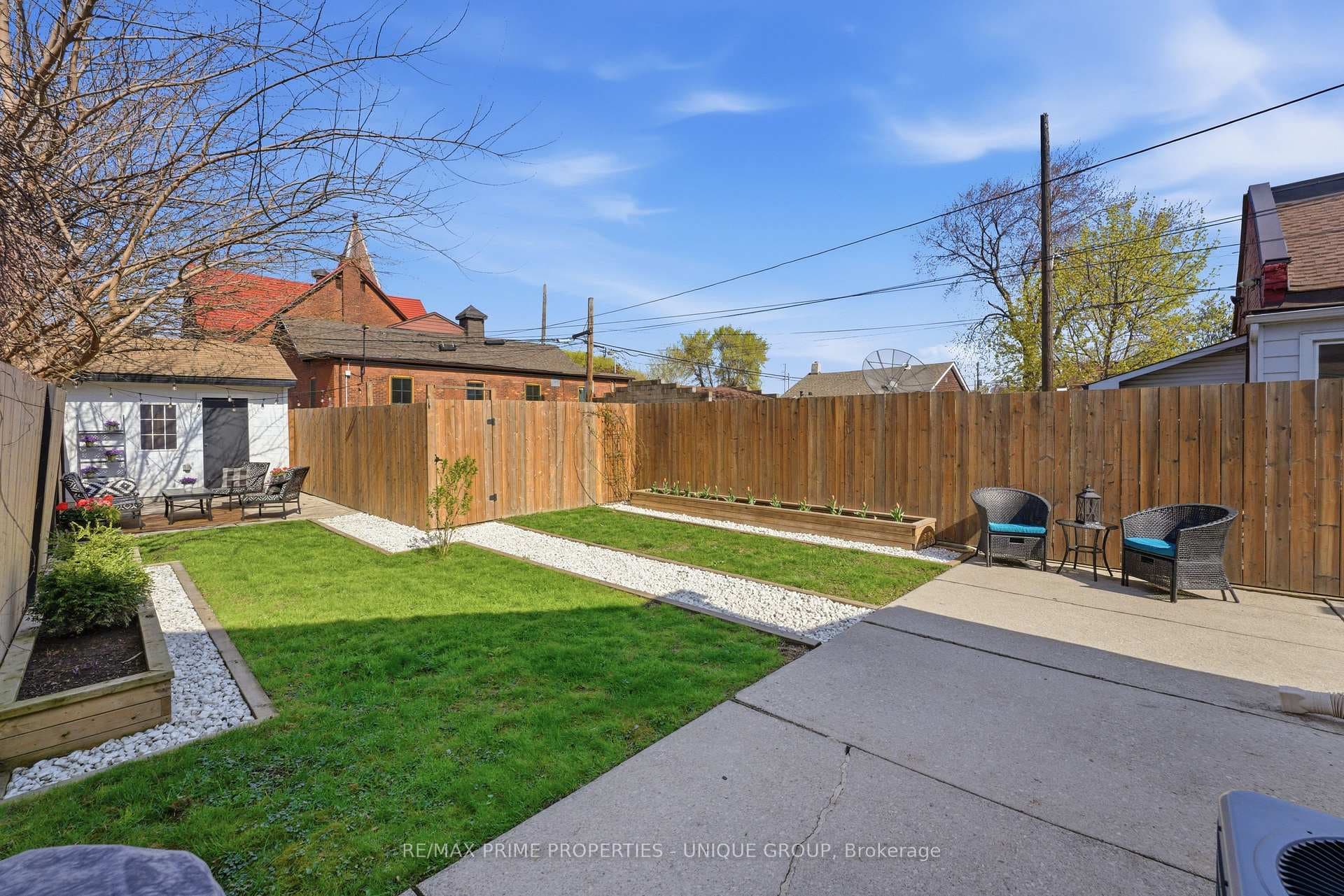 123 East Avenue photo 37