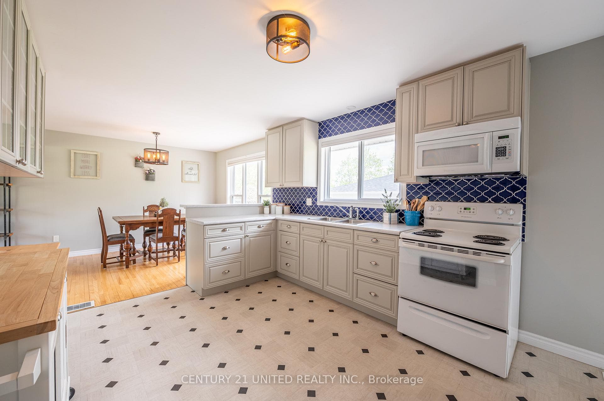 329 Plati Avenue photo 18