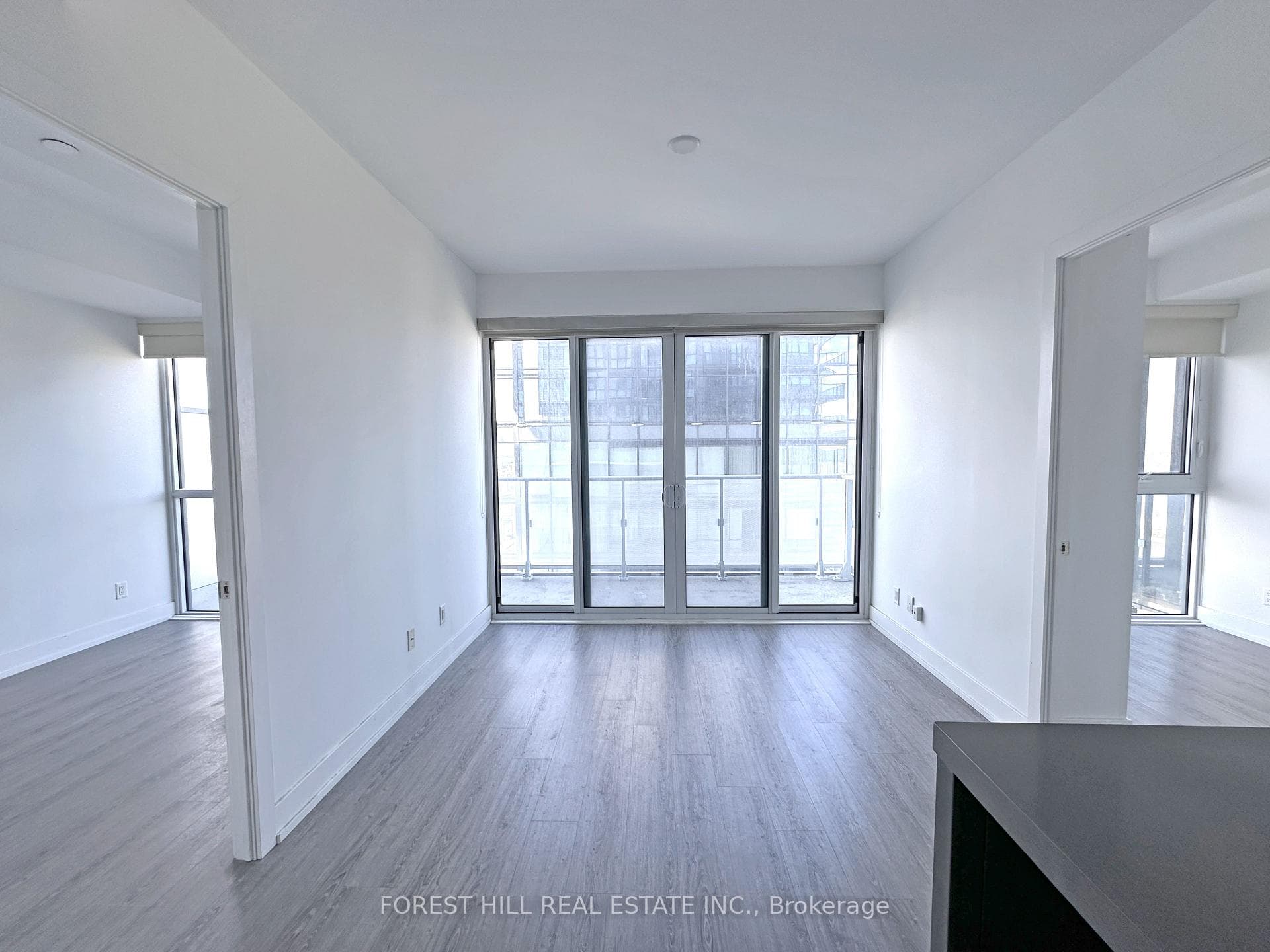 7 Grenville Street Unit 5501 photo 6