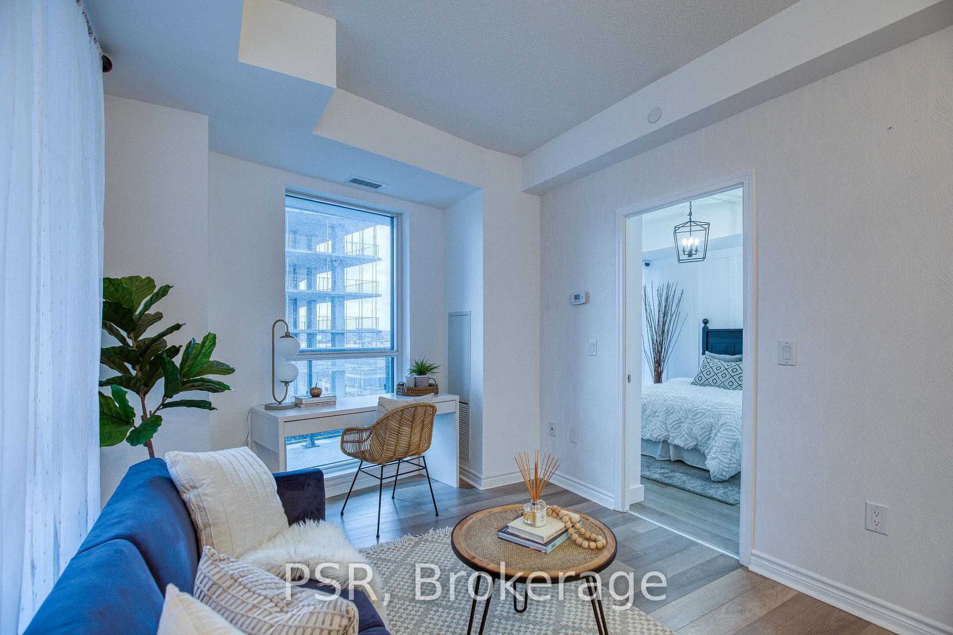 39 Annie Craig Drive Unit 905 photo 7