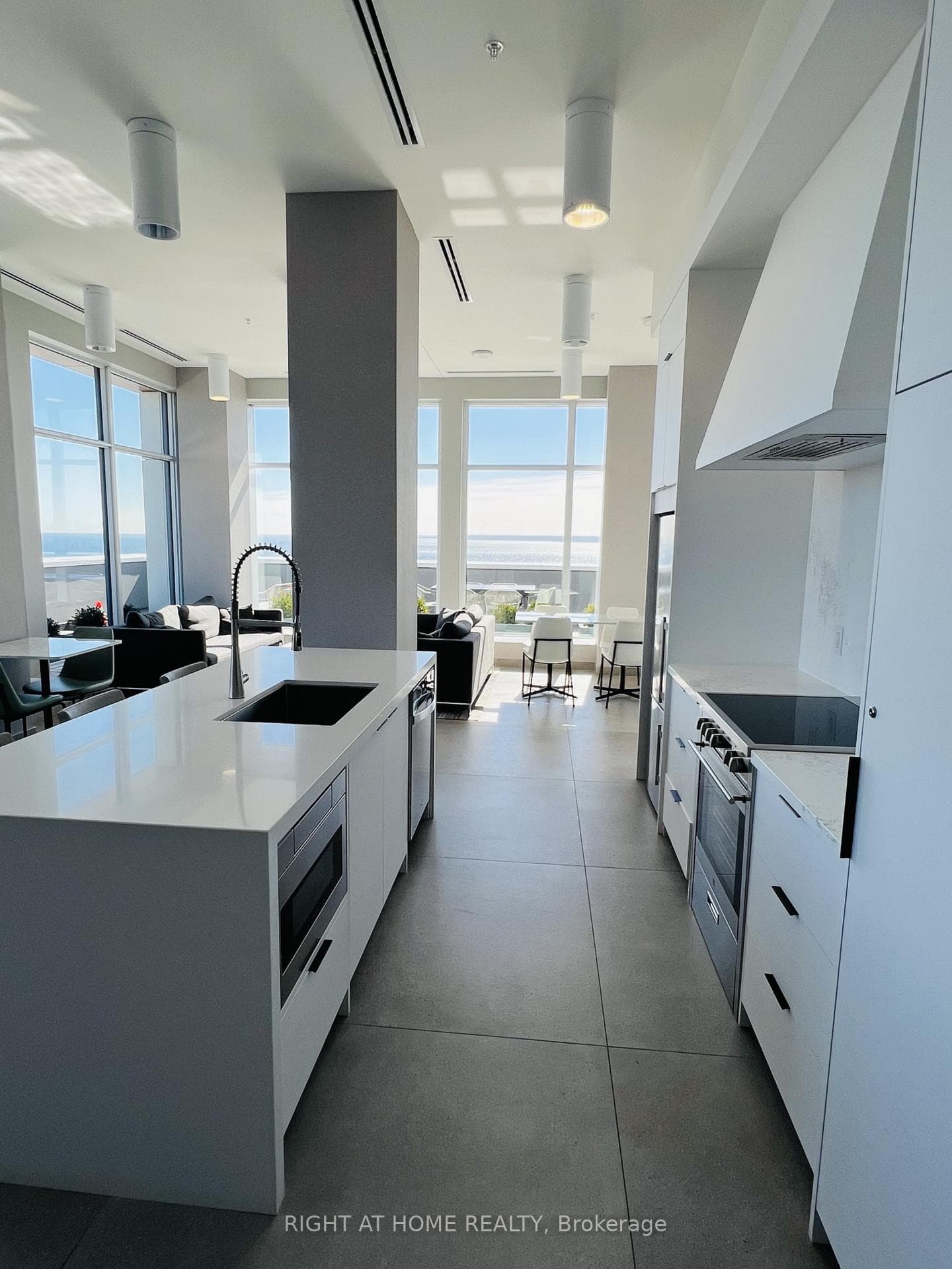 500 Brock Avenue Unit 1101 photo 24