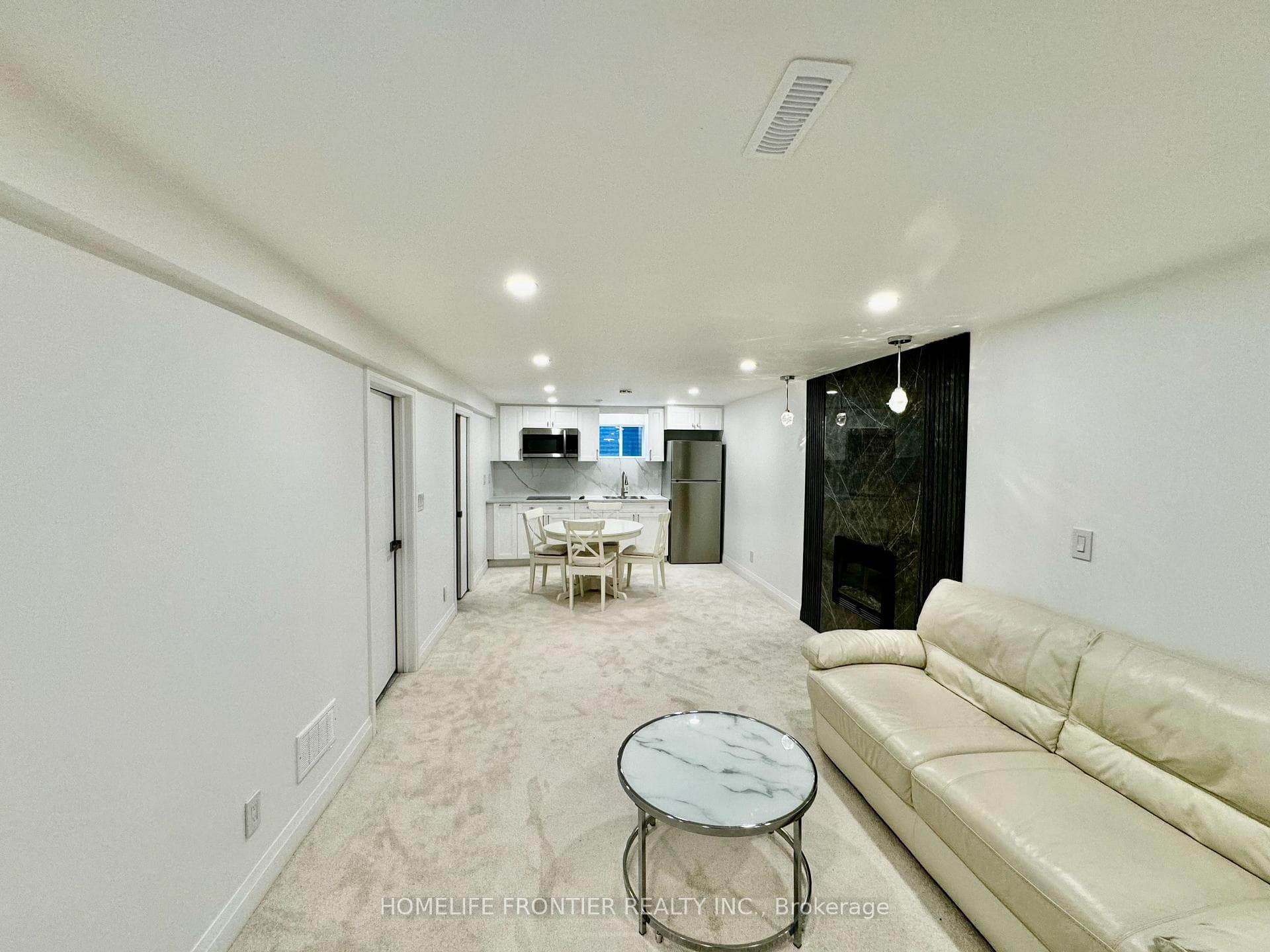 279 Shaw Boulevard Unit bsmnt photo 3