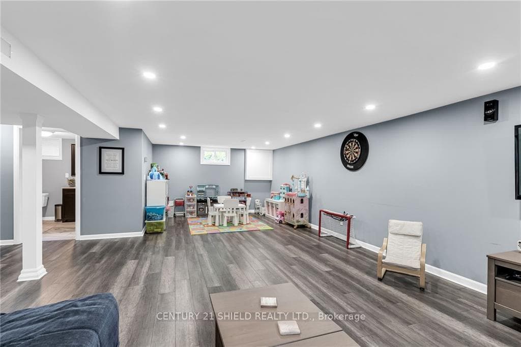 1707 DOVER Road photo 17