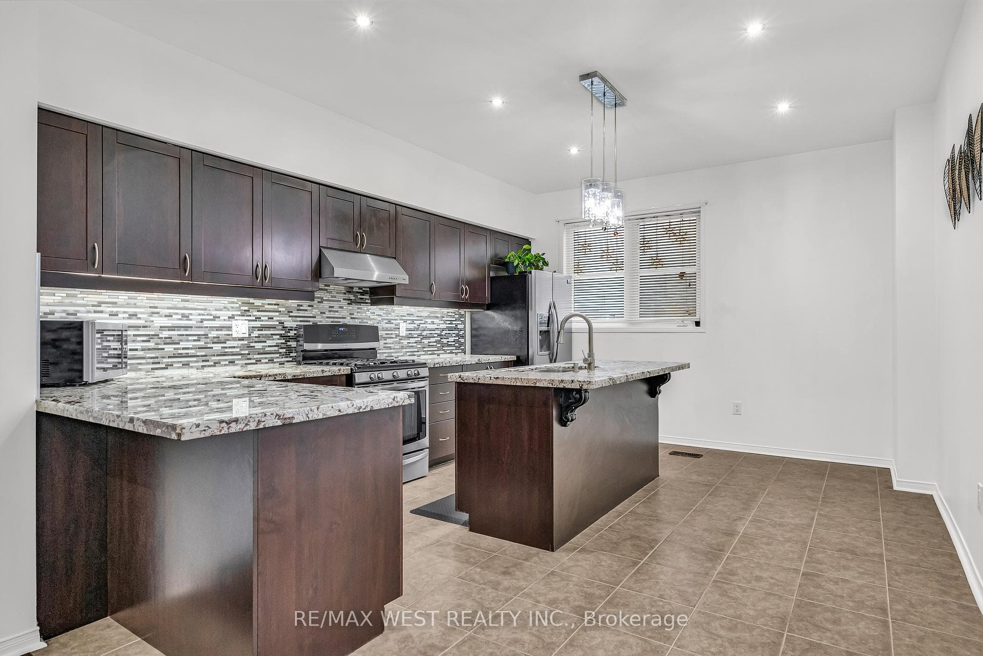 155 Galloway Road photo 21