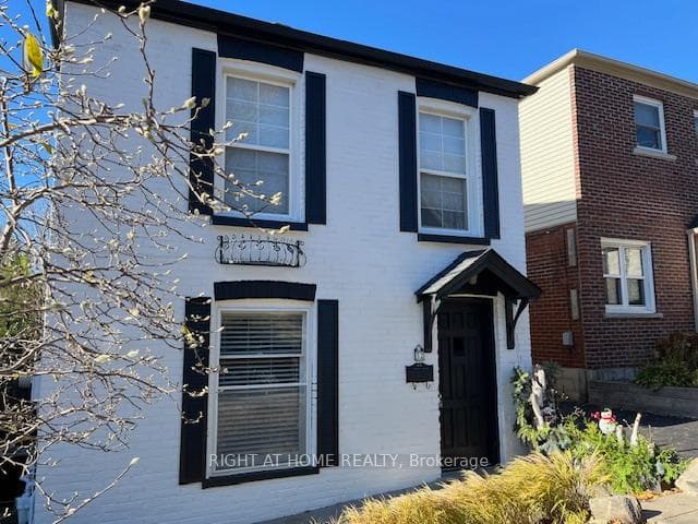 52 Beresford Avenue photo 1