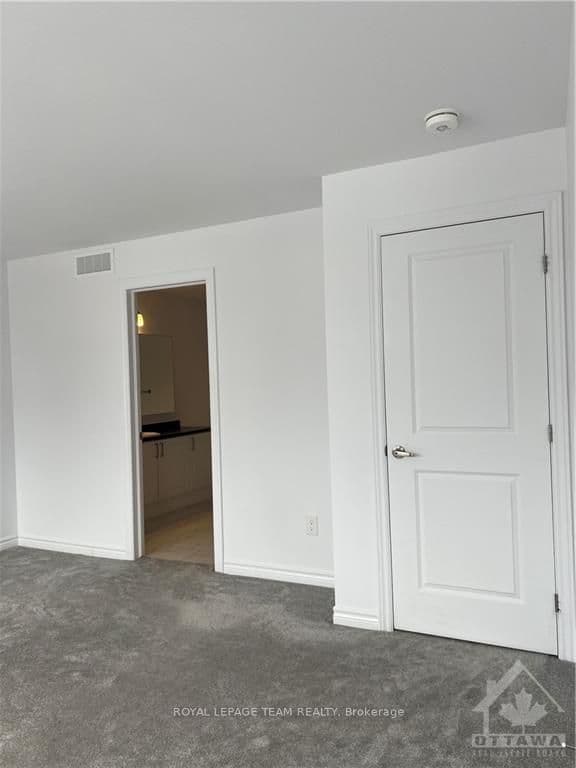 47 RALLIDALE Street photo 23
