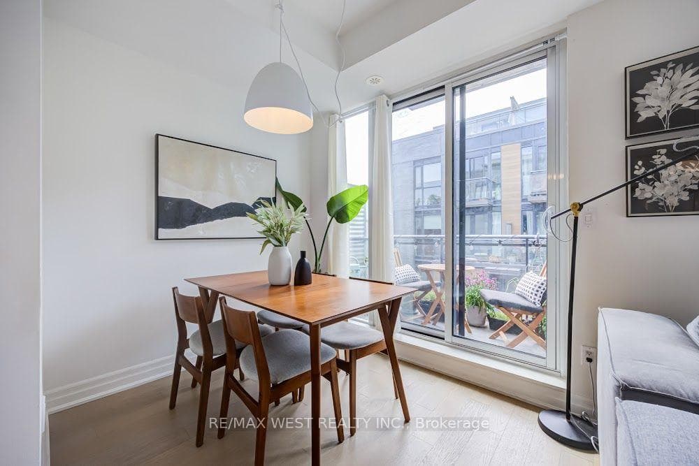 47 Macaulay Avenue Unit 603 photo 10