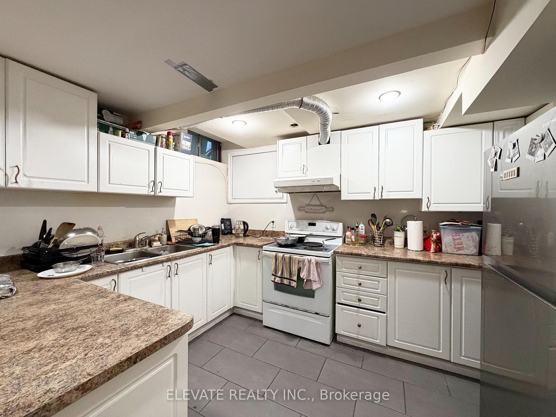 1556 Princelea (Basement) Place photo 6