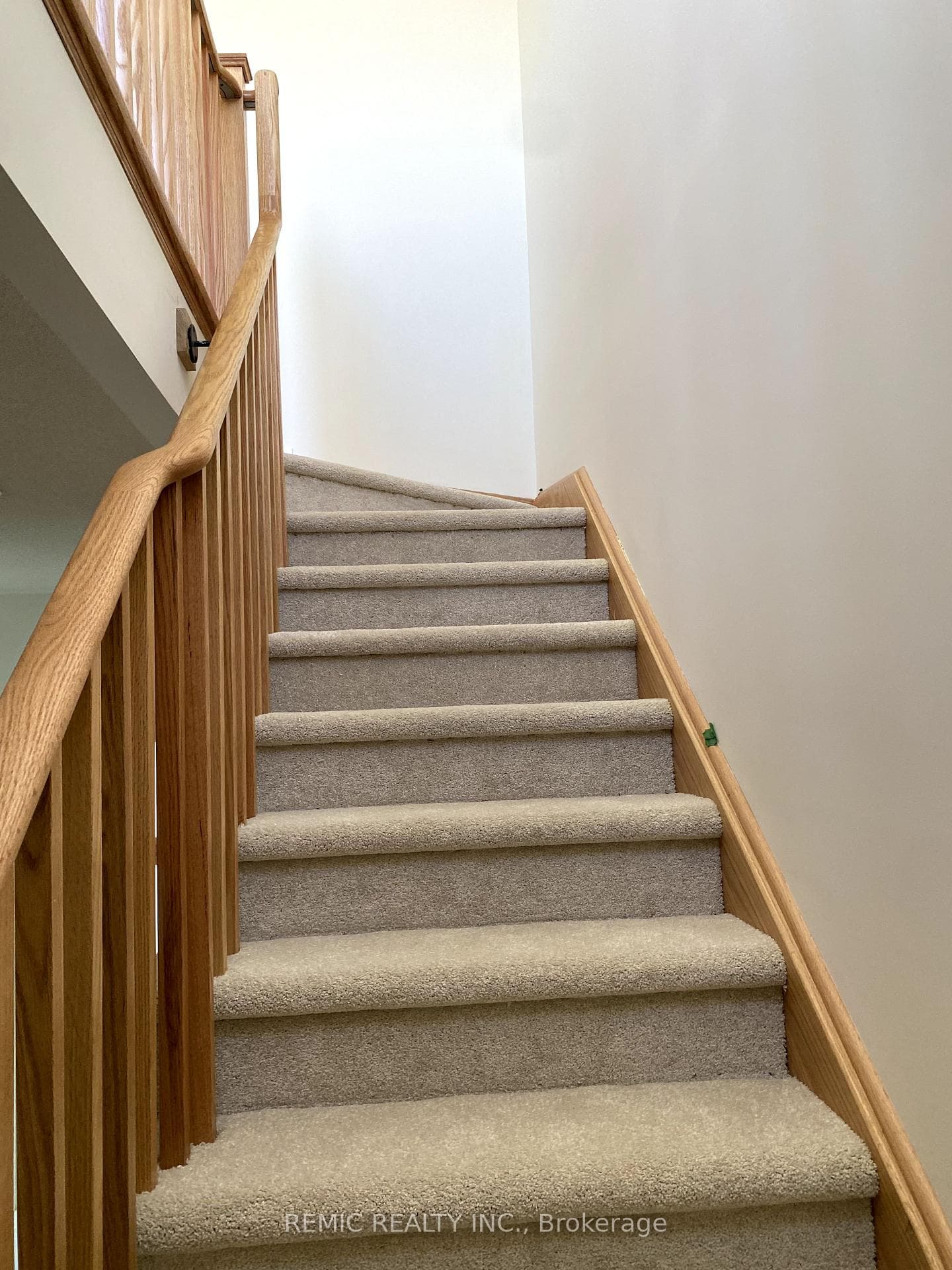 6 Clarington Boulevard photo 19
