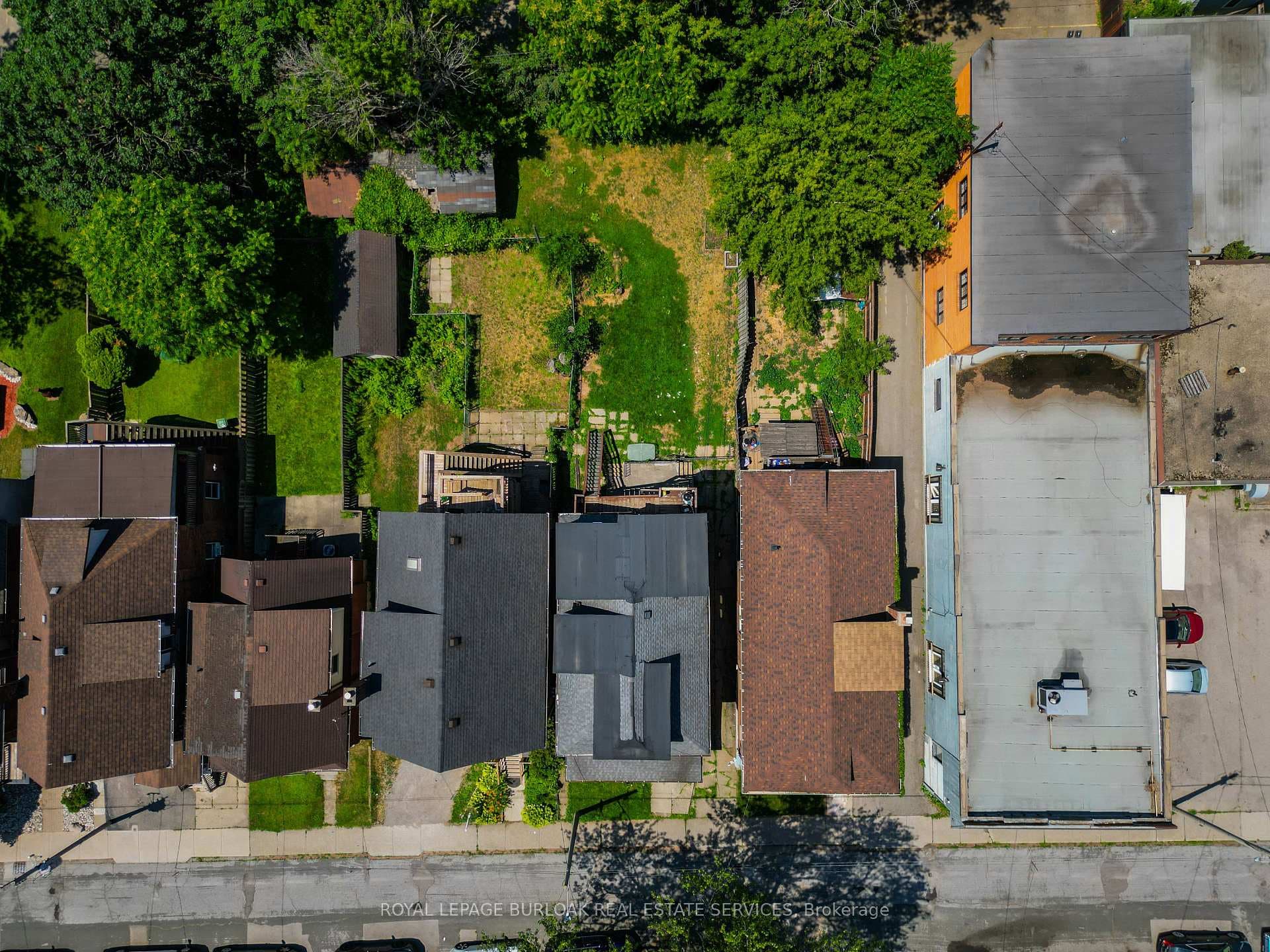 22 Myrtle Avenue photo 41