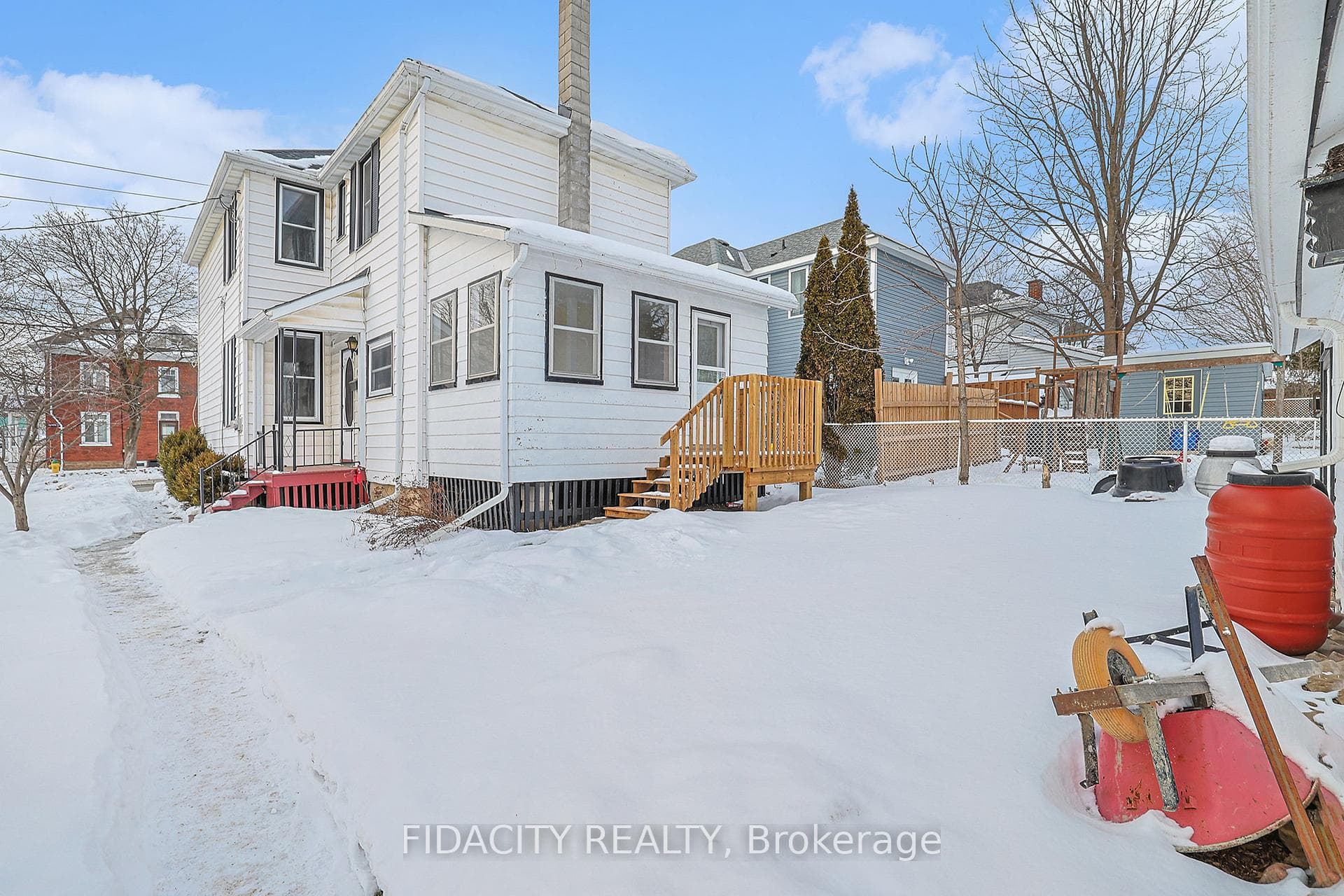 115 Chambers Street photo 28