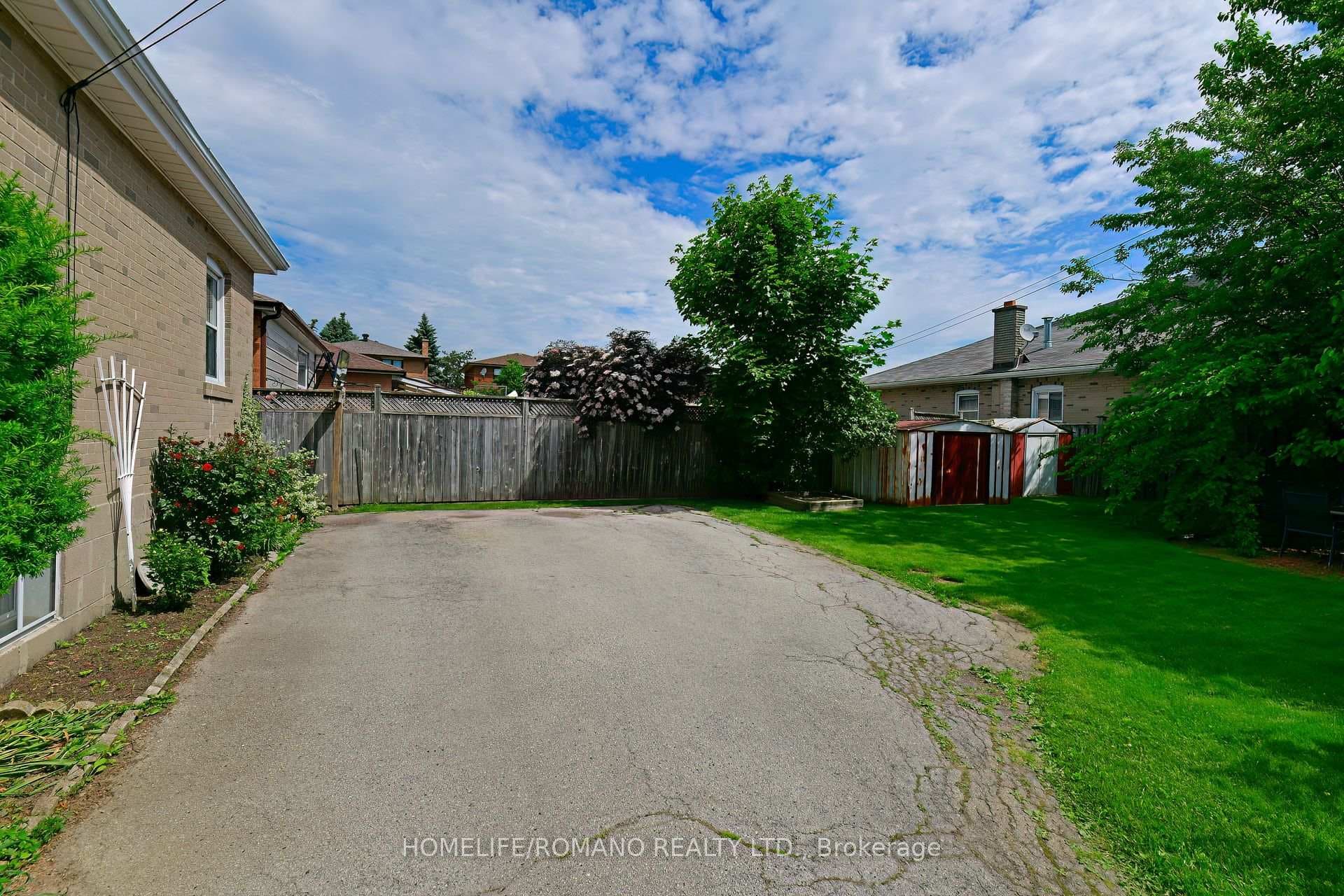 122 Plewes Road photo 21