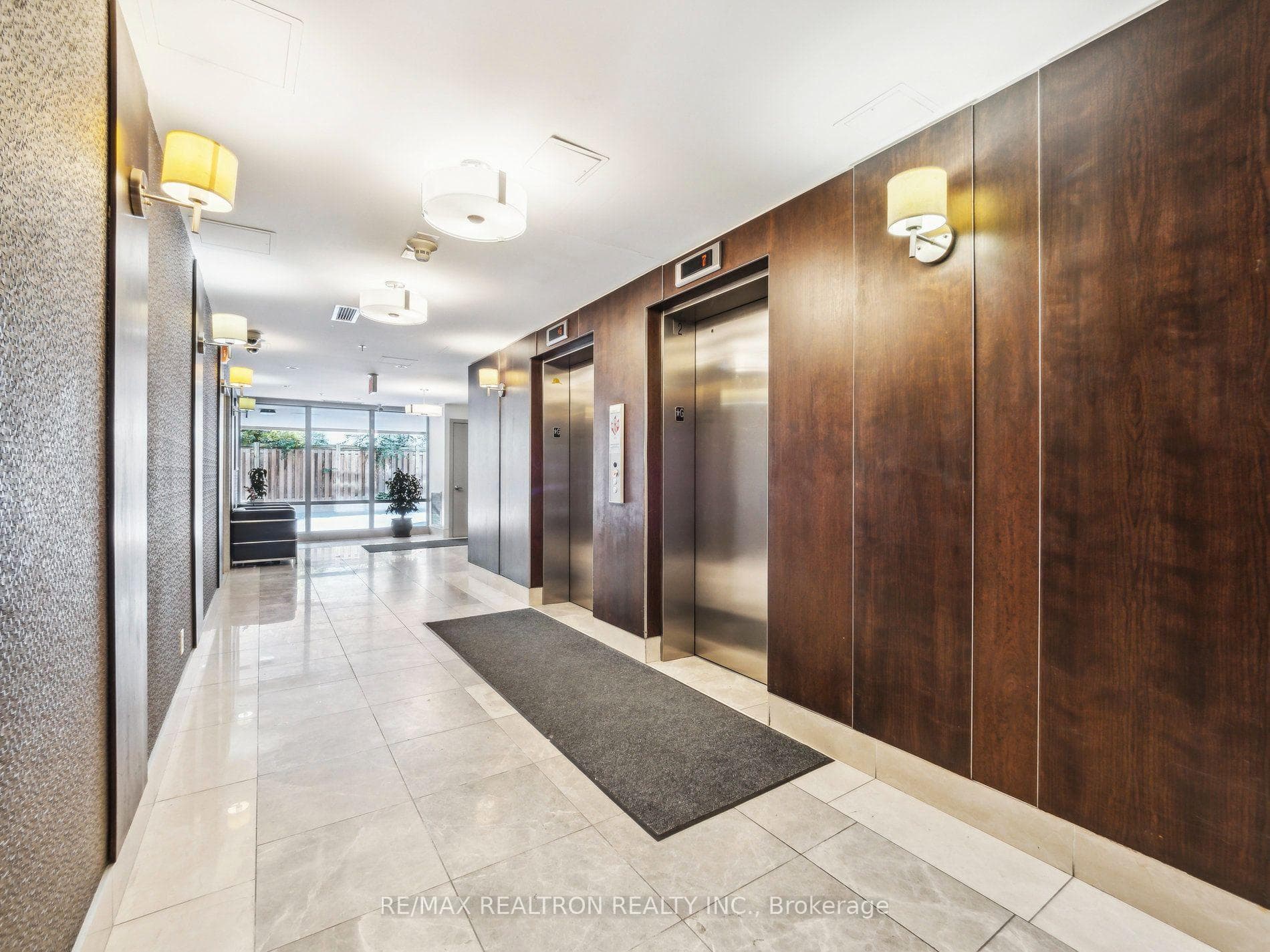 801 Sheppard Avenue Unit 605 photo 3