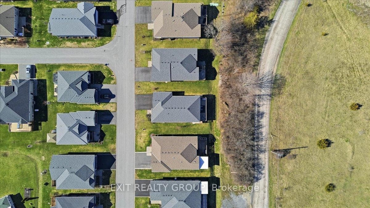 12 Dorchester Drive photo 34
