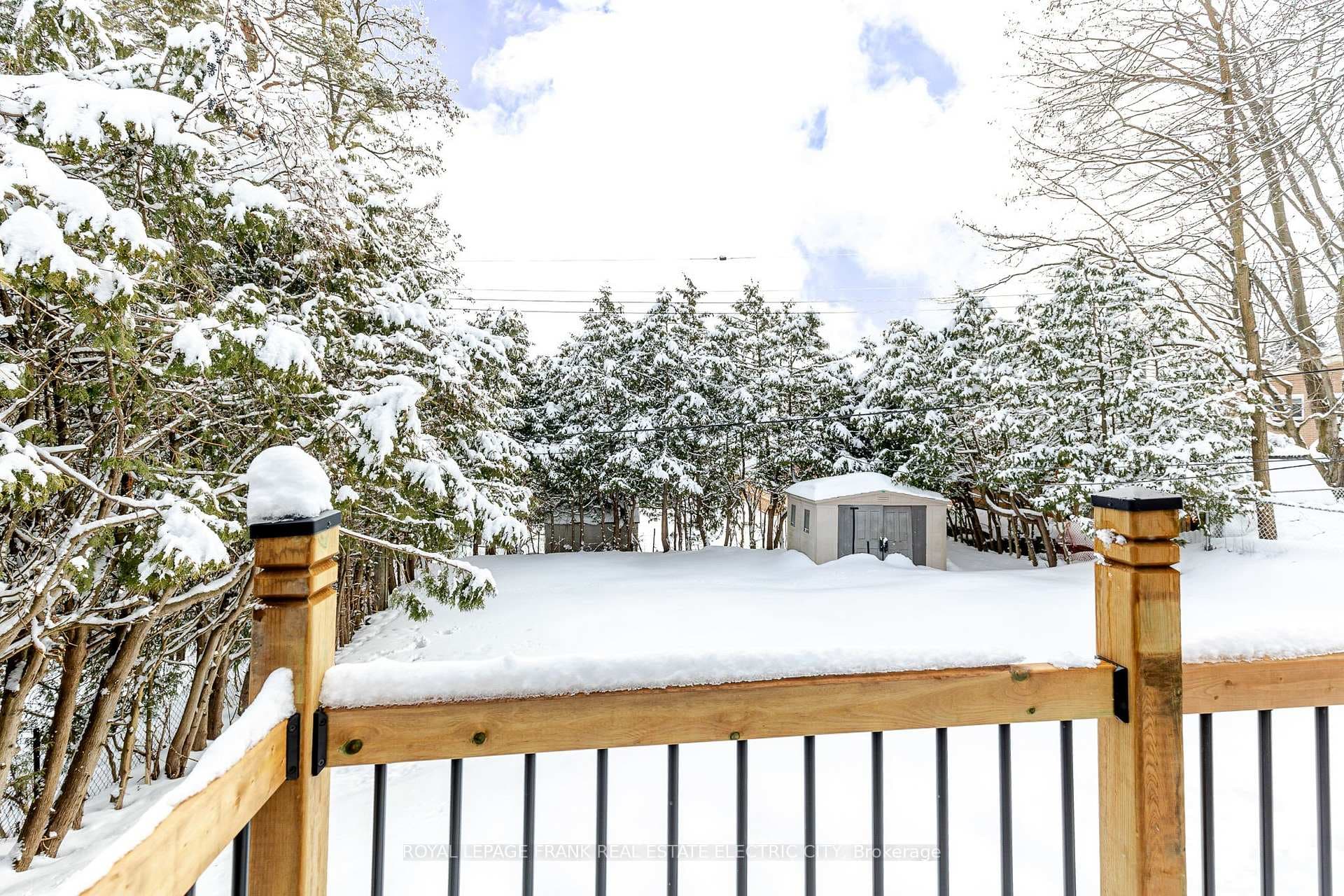 381 Applegrove Avenue photo 46
