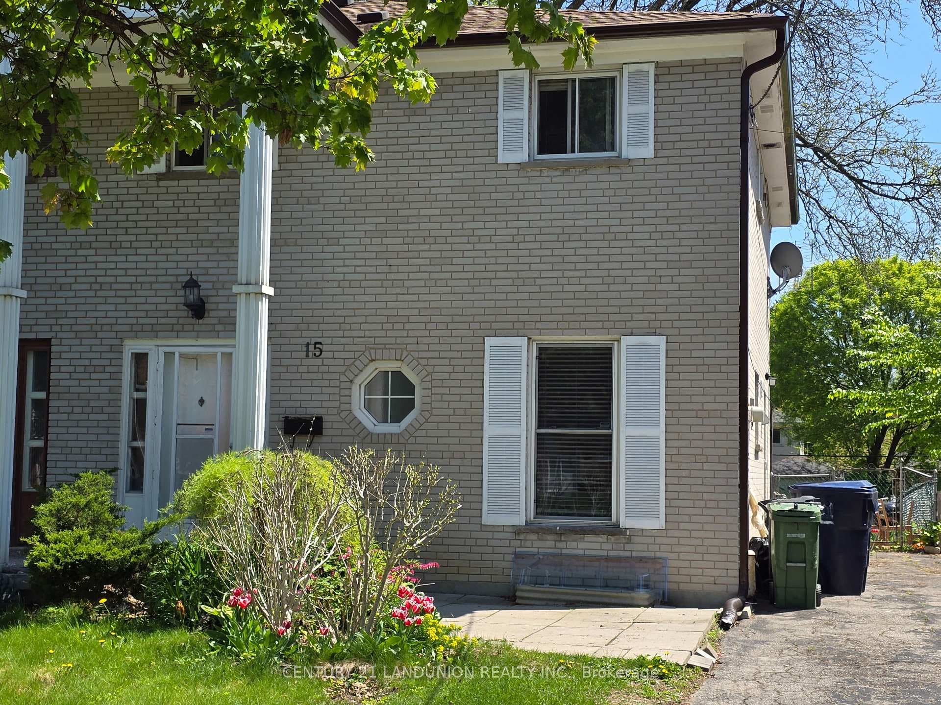 15 Annapearl Court photo 1