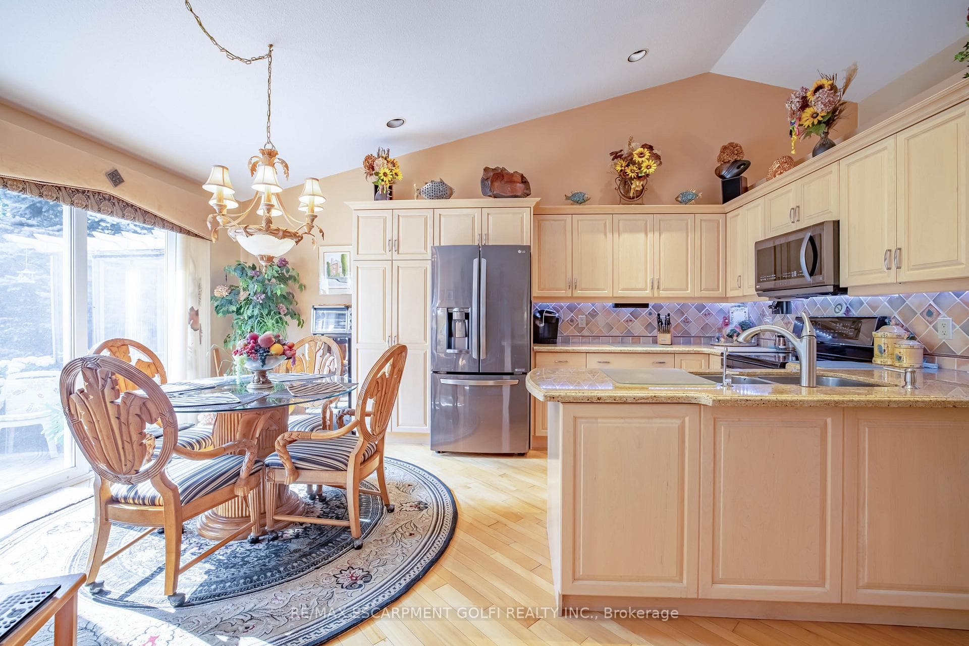 23 Oakridge Boulevard photo 14