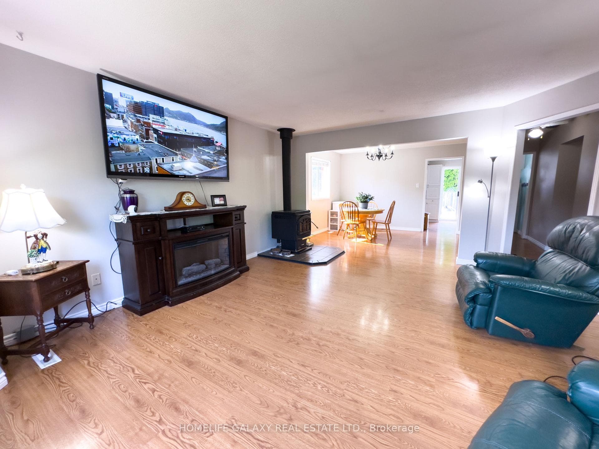 135 Trudeau Drive photo 9
